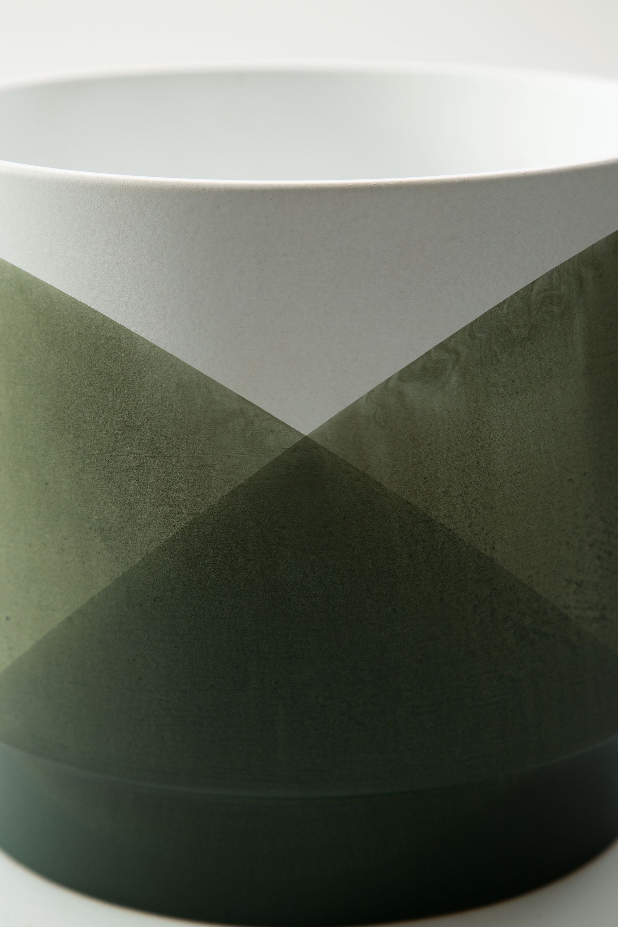 Ardenridge - Planter Set (Set of 2) - Green / White - Image 2