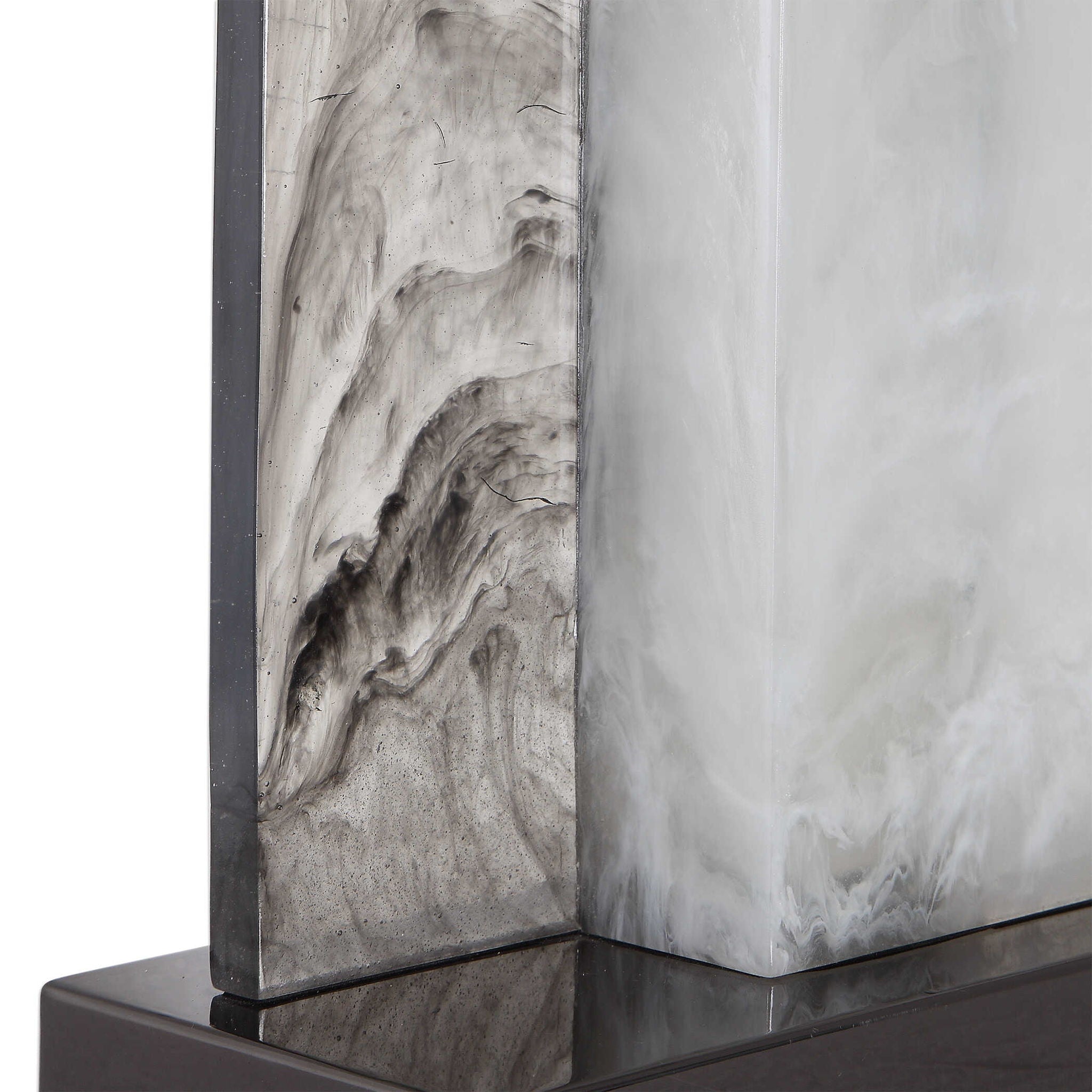 Vanda - Table Lamp - Pearl Silver - Image 3