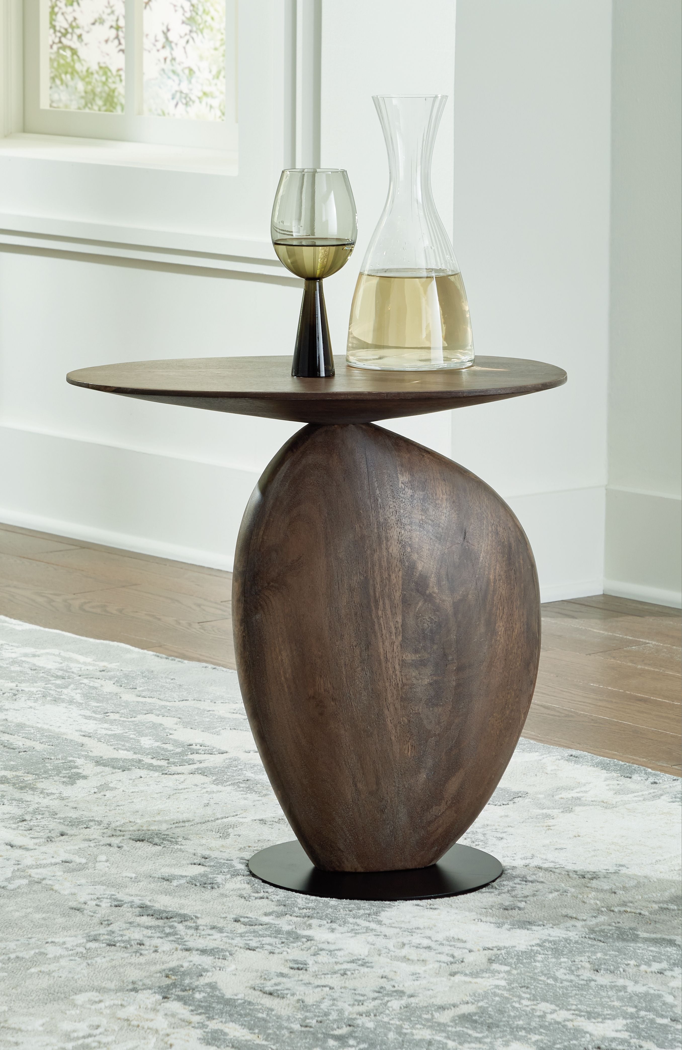 Cormmet - Accent Table - Brown / Black - Image 2