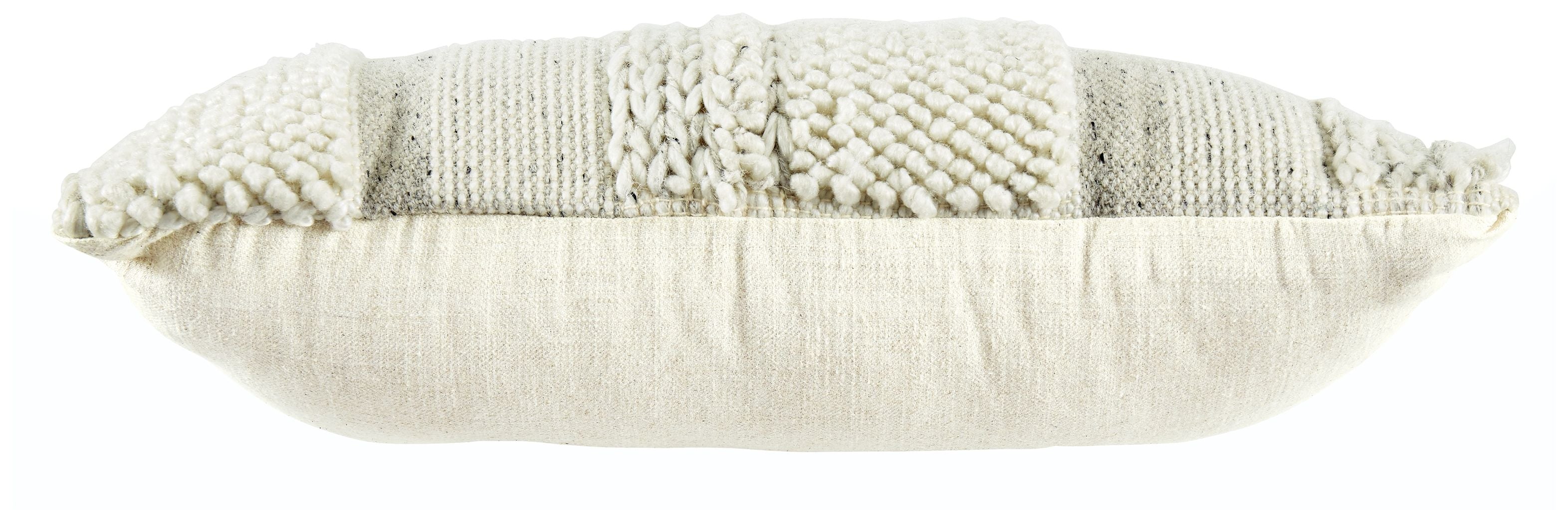 Standon - Pillow - Image 2
