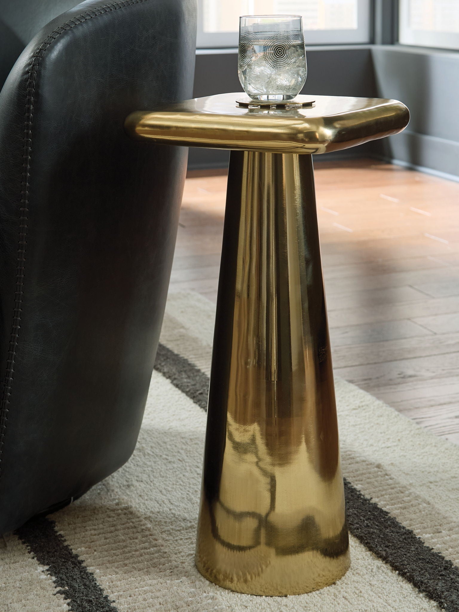 Dallenburg - Accent Table - Gold Finish - Image 2
