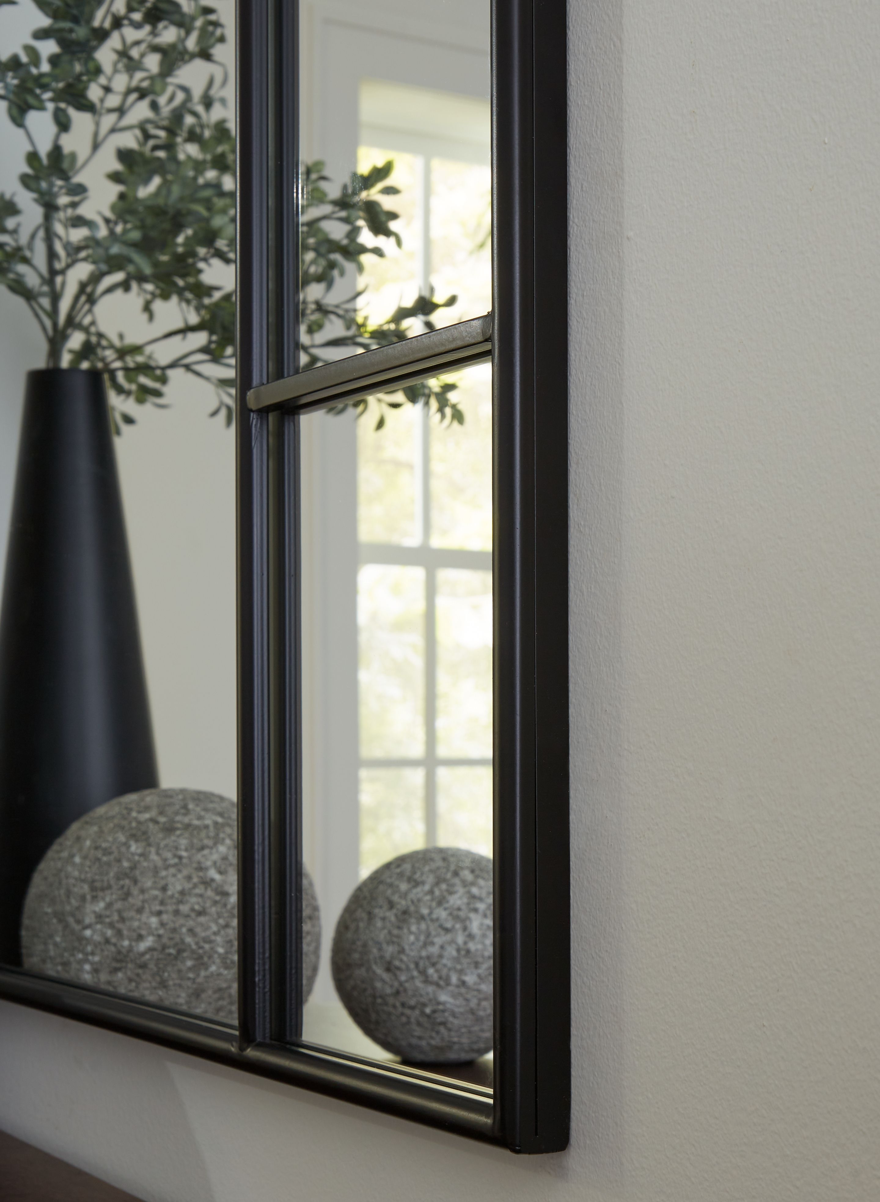 Evengton - Accent Mirror - Black - Image 2