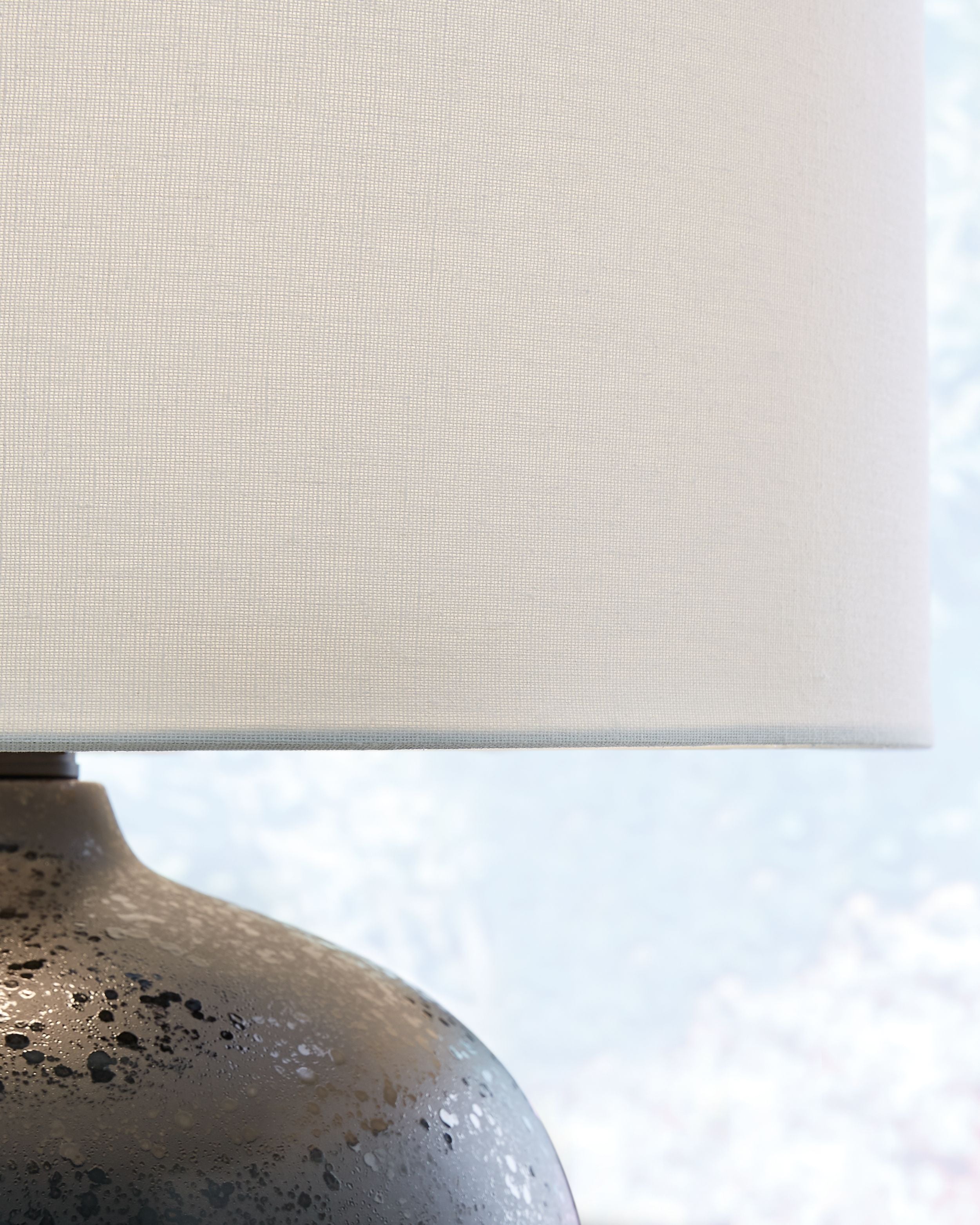 Ladstow - Ceramic Table Lamp  - Black - Image 2