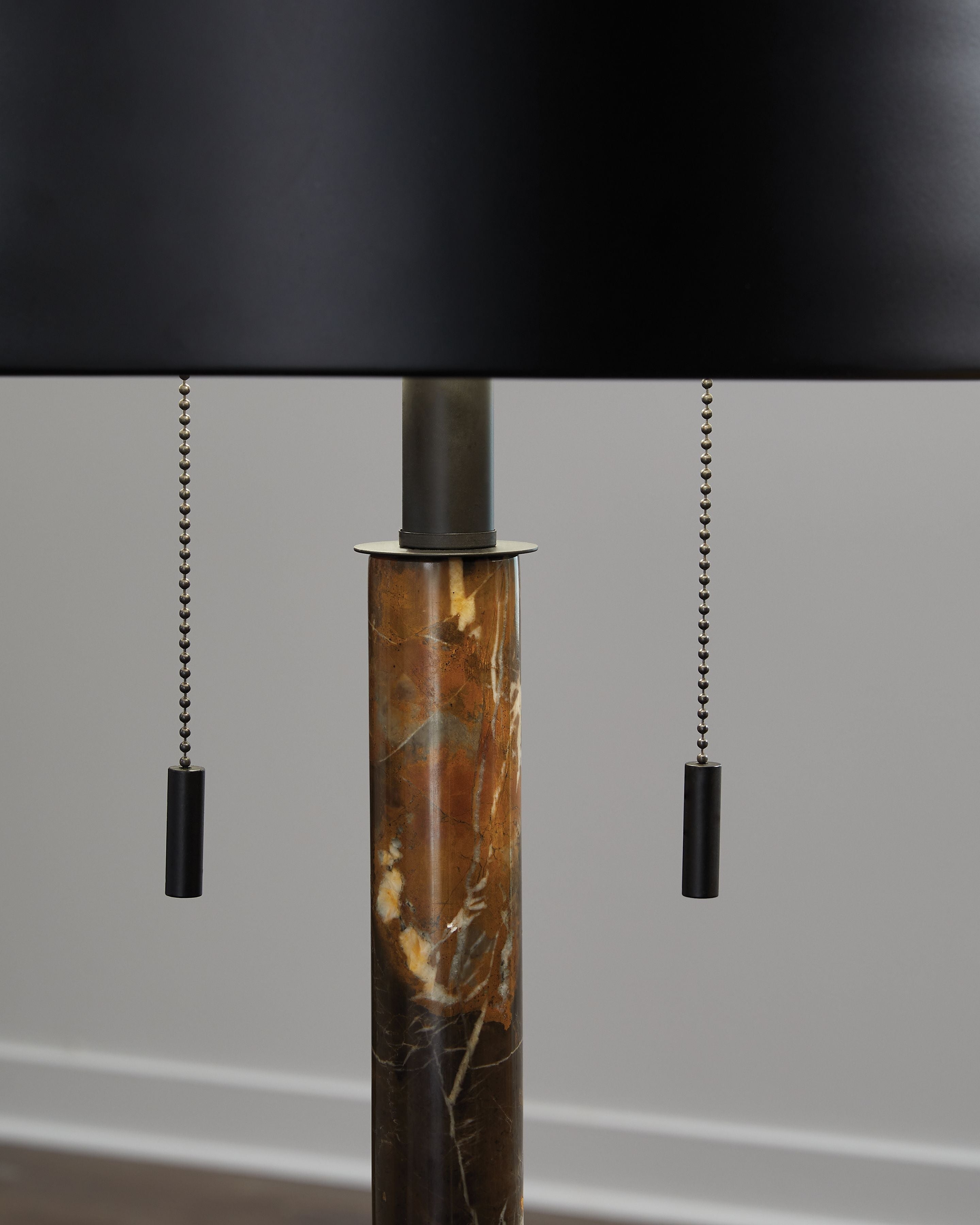 Alanbert - Metal Table Lamp - Brown / Black - Image 2