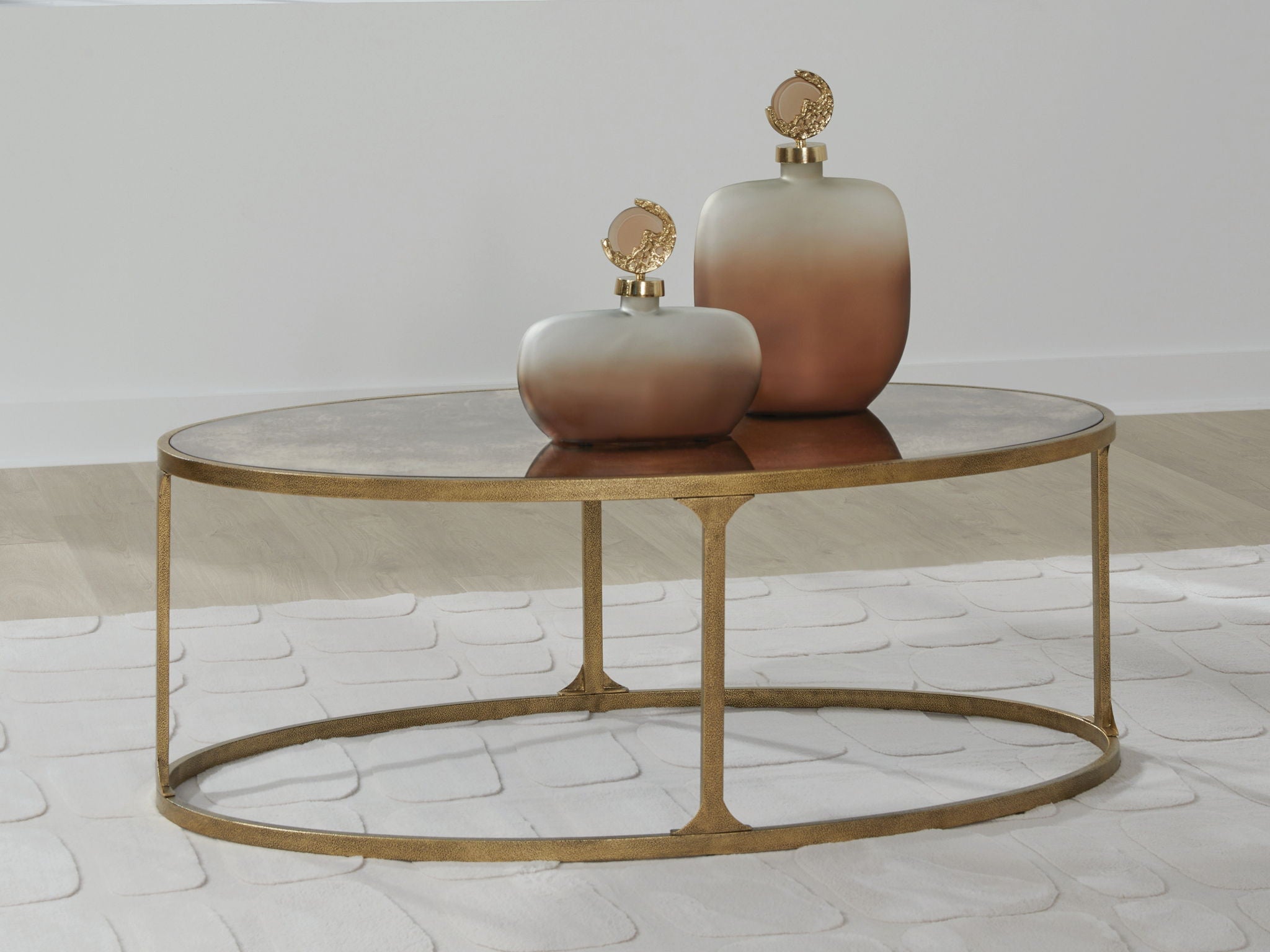 Korajane - Table - Image 3
