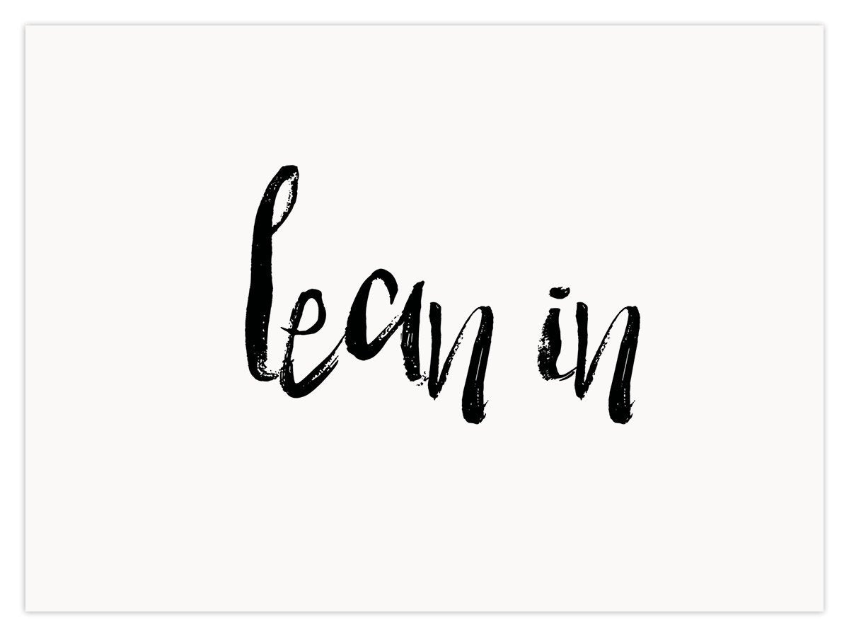 Lean in (W) - Image 1