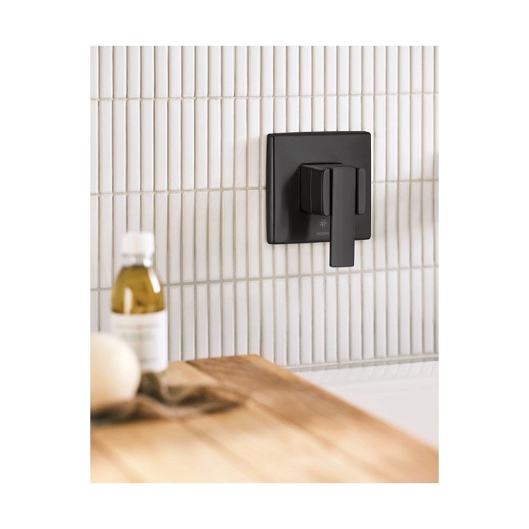 Tub Filler 90 Degree Wall Mount 1 Lever ADA Matte Black 8.0 Gallons per Minute - Image 3