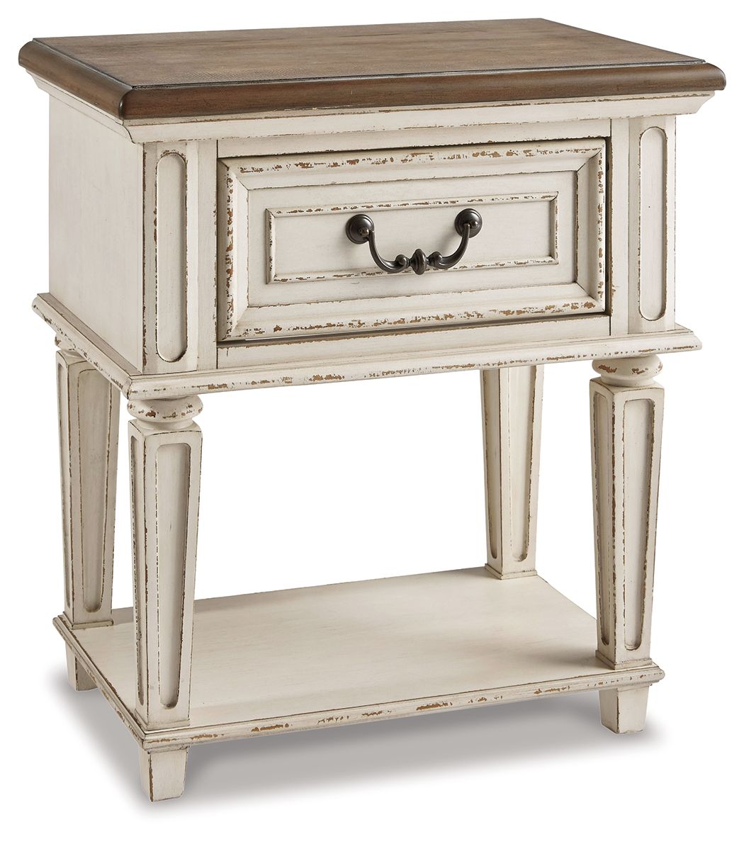 Realyn – Night Stand