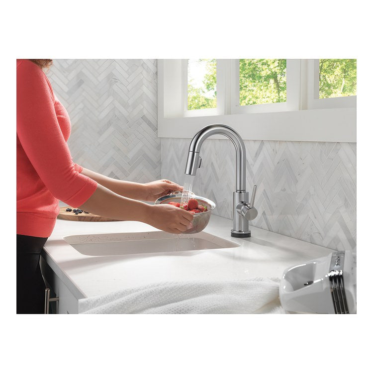 Bar Faucet Trinsic Touchless 1 Lever ADA Arctic Stainless Touch2O Pull Down 2 Function Gooseneck 360 DEG Swivel 1.8 Gallons per Minute - Image 2