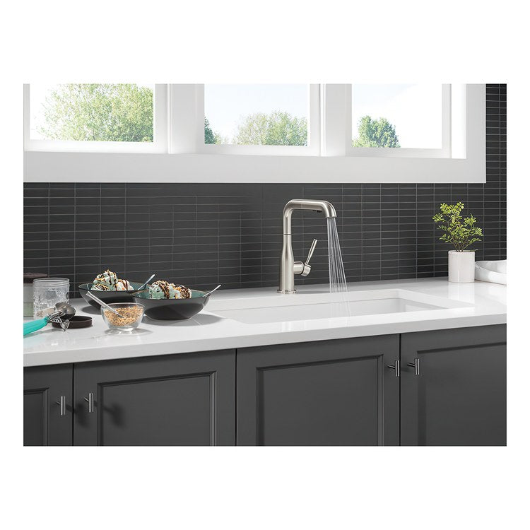 Kitchen Faucet Almari Widespread 1 Lever ADA Brilliance Stainless Pull-Out 2 Function L-Shaped 360 DEG Swivel 1 Hole Deck Diamond Seal/Touch-Clean/MagnaTite 1.8 Gallons per Minute - Image 3