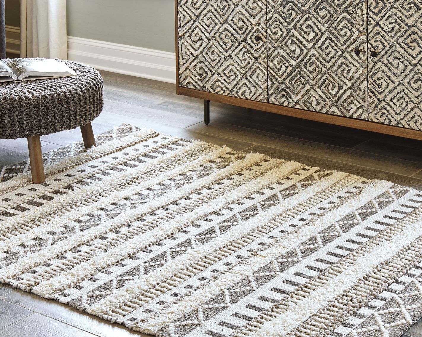 Karalee - Rug - Image 2