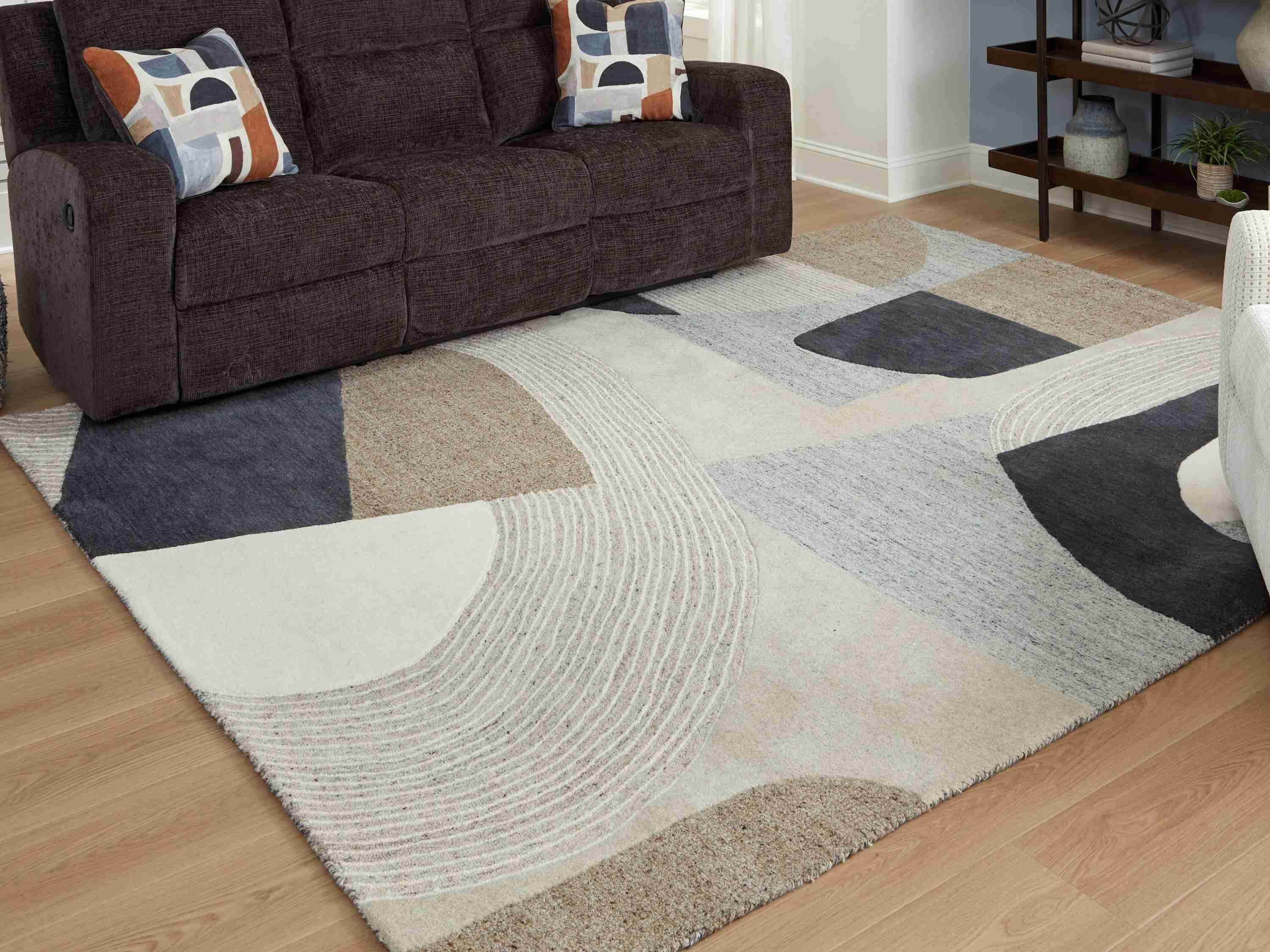 Edrickhill - Rug - Image 3