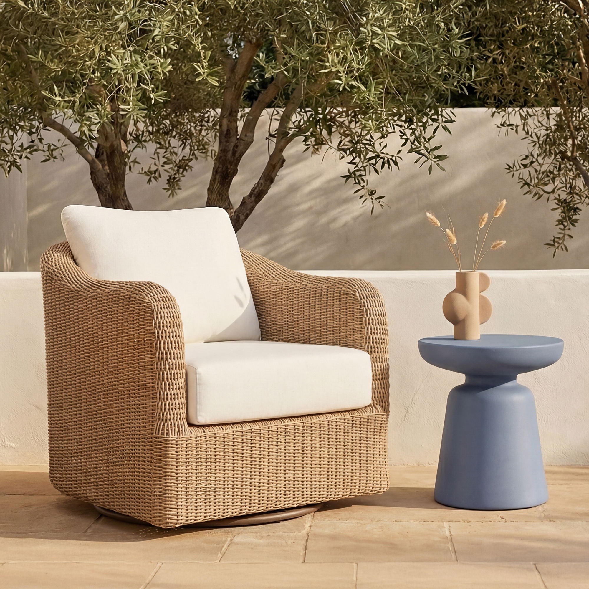 Bodhi – Outdoor Swivel Accent Chair – Natural