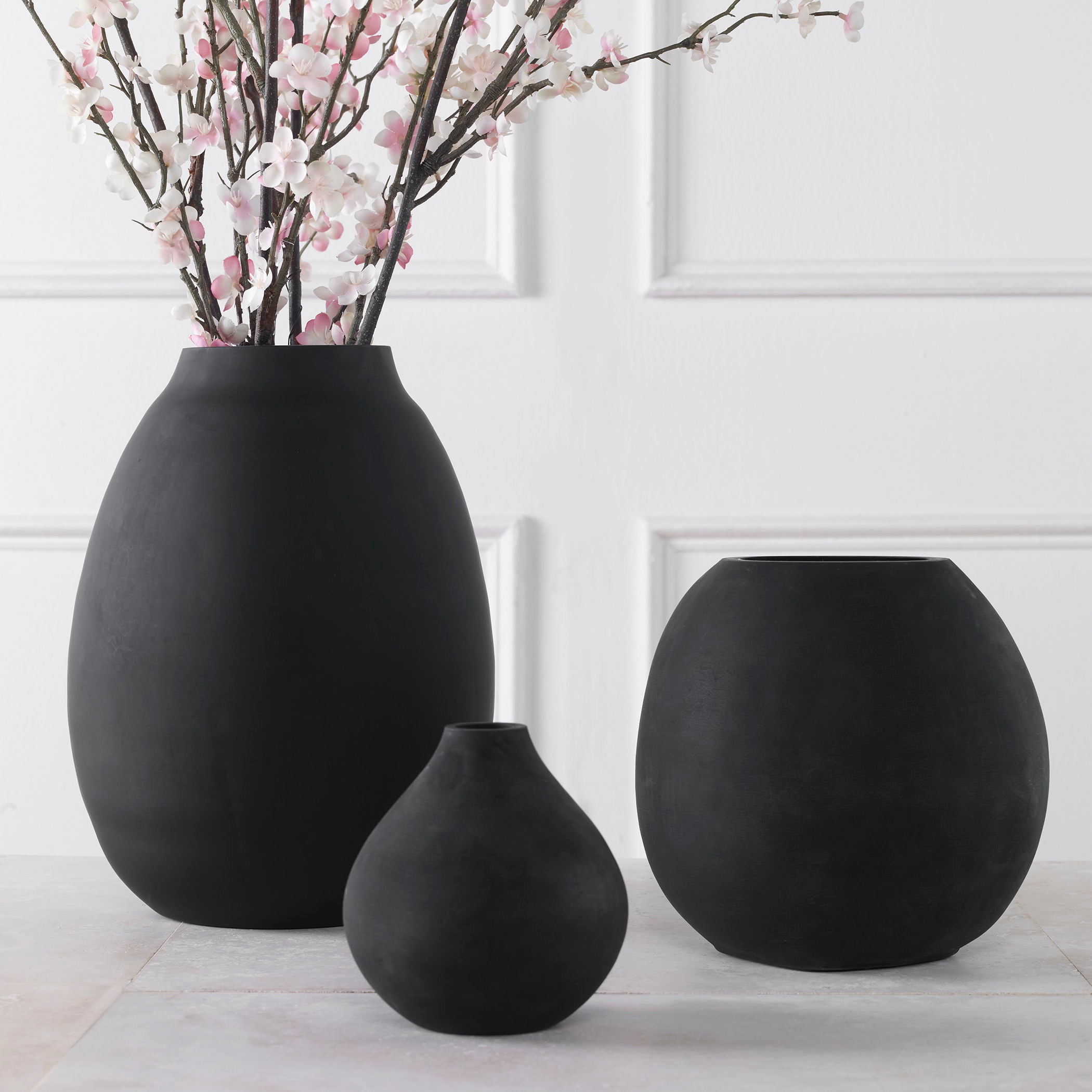 Hearth - Matte Black Vases (Set of 3) - Image 2