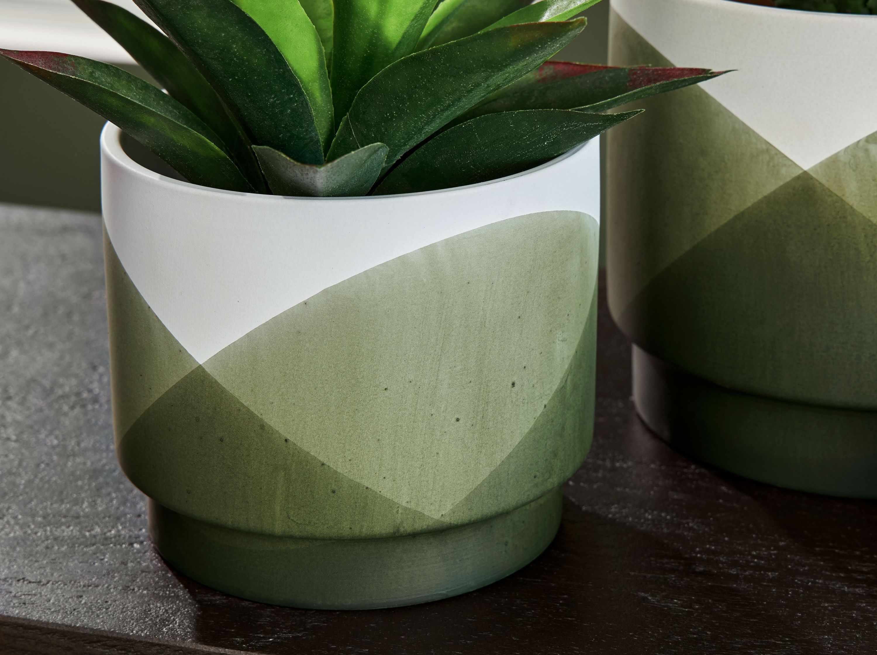 Ardenridge - Planter Set (Set of 2) - Green / White - Image 3
