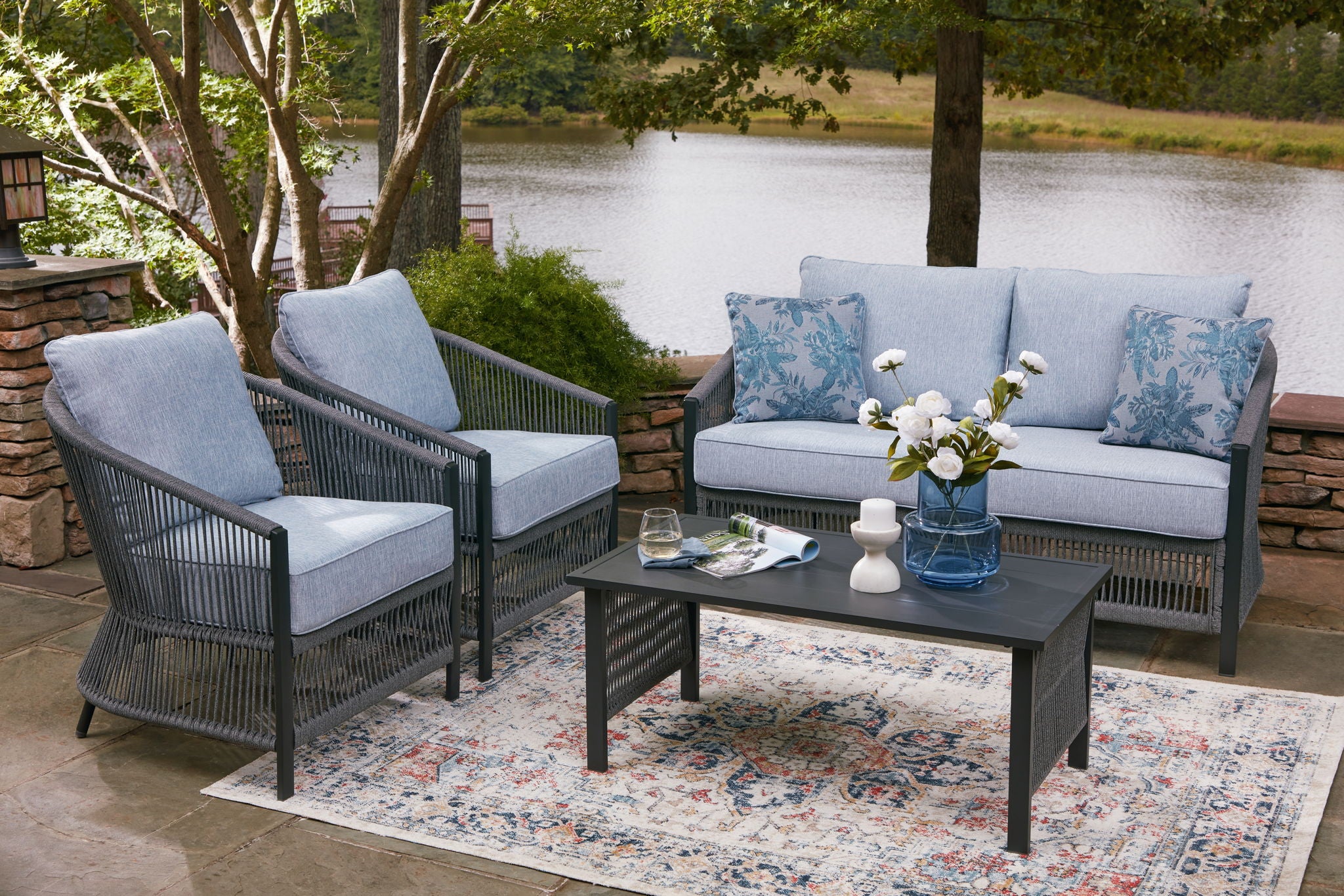 Bridges Beach - Loveseat, Lounge Chairs, Table Set (Set of 4) - Gray - Image 3