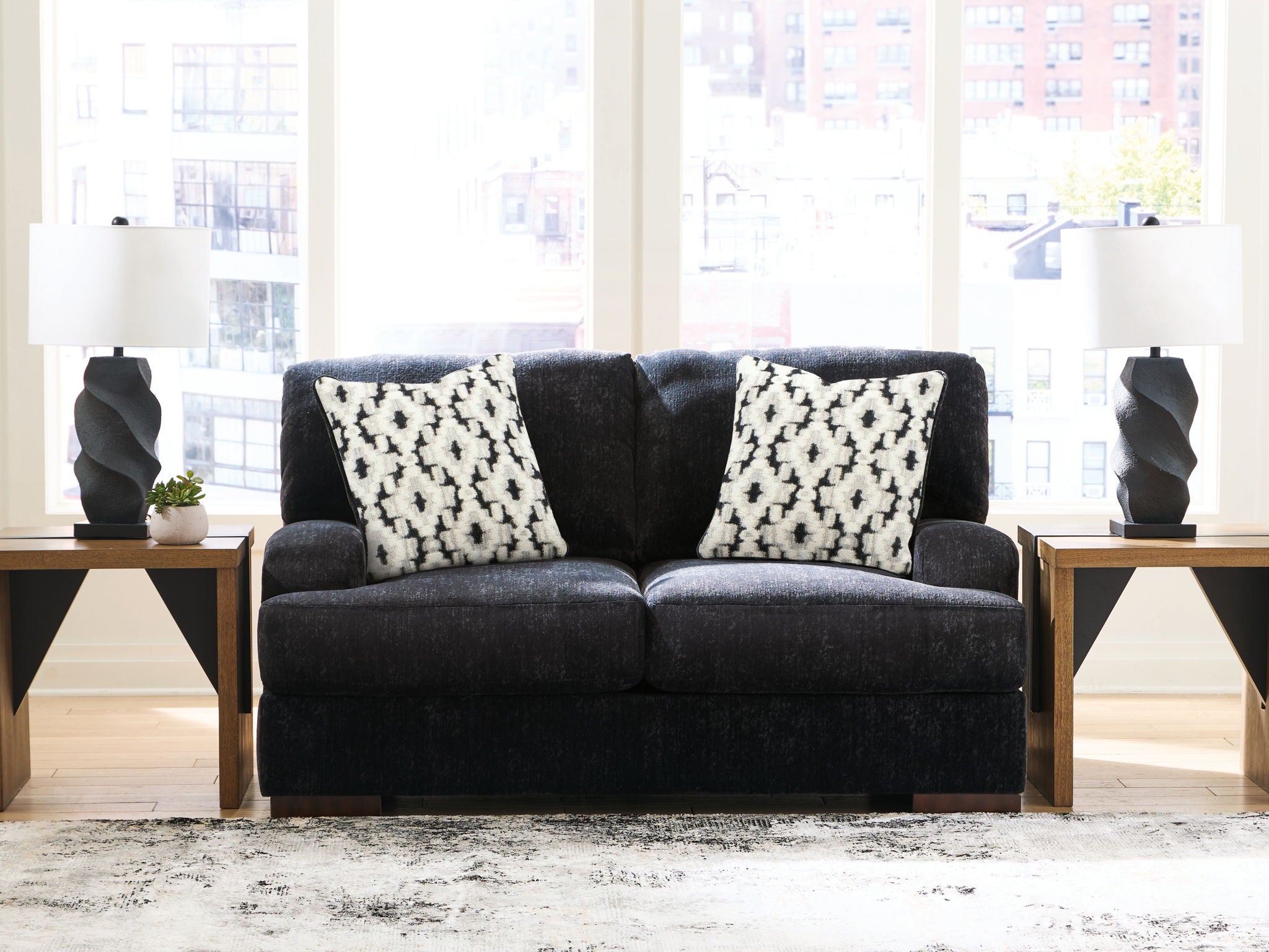 Whitmore Manor - Loveseat - Black Pearl - Image 2