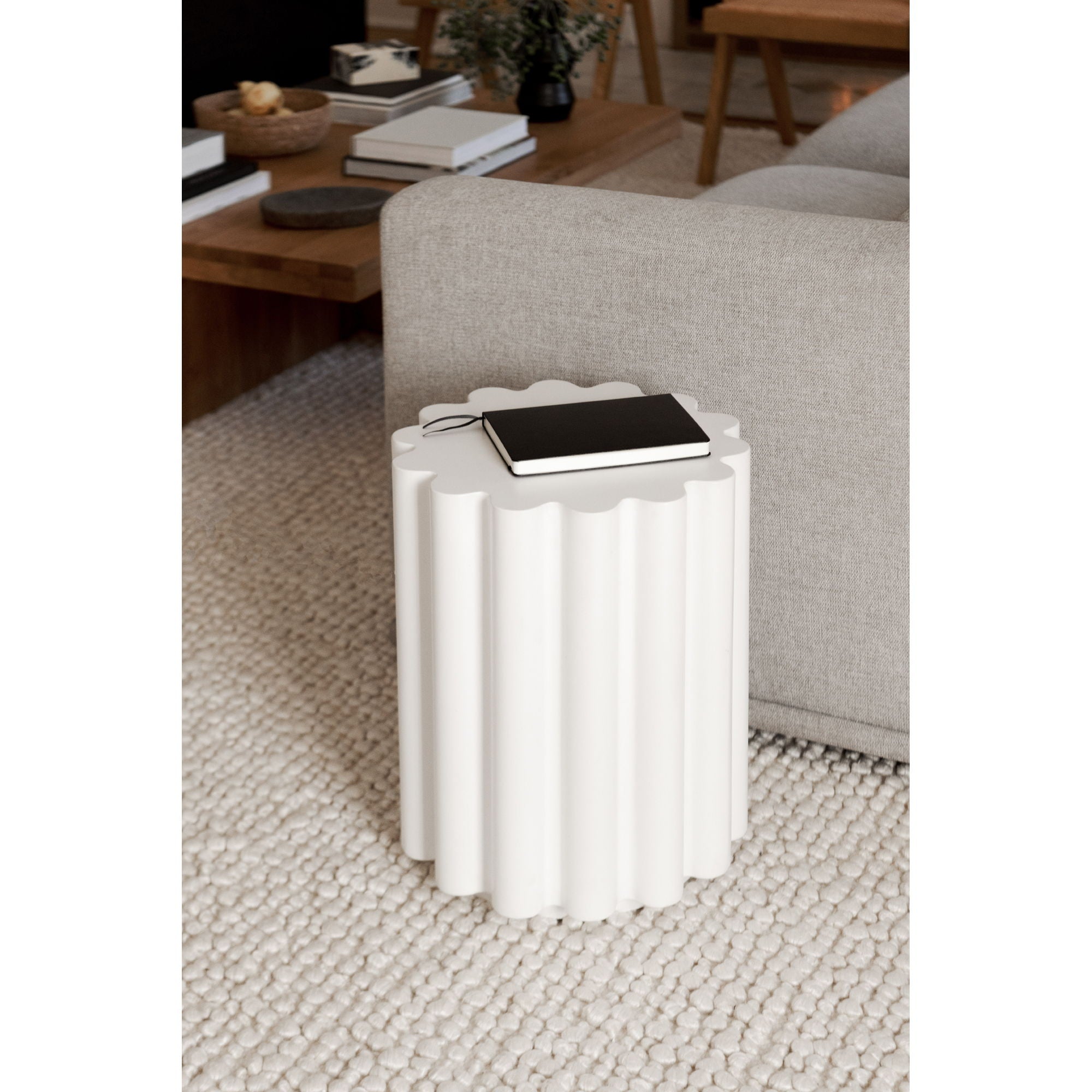 Taffy - Accent Table - White - Image 3