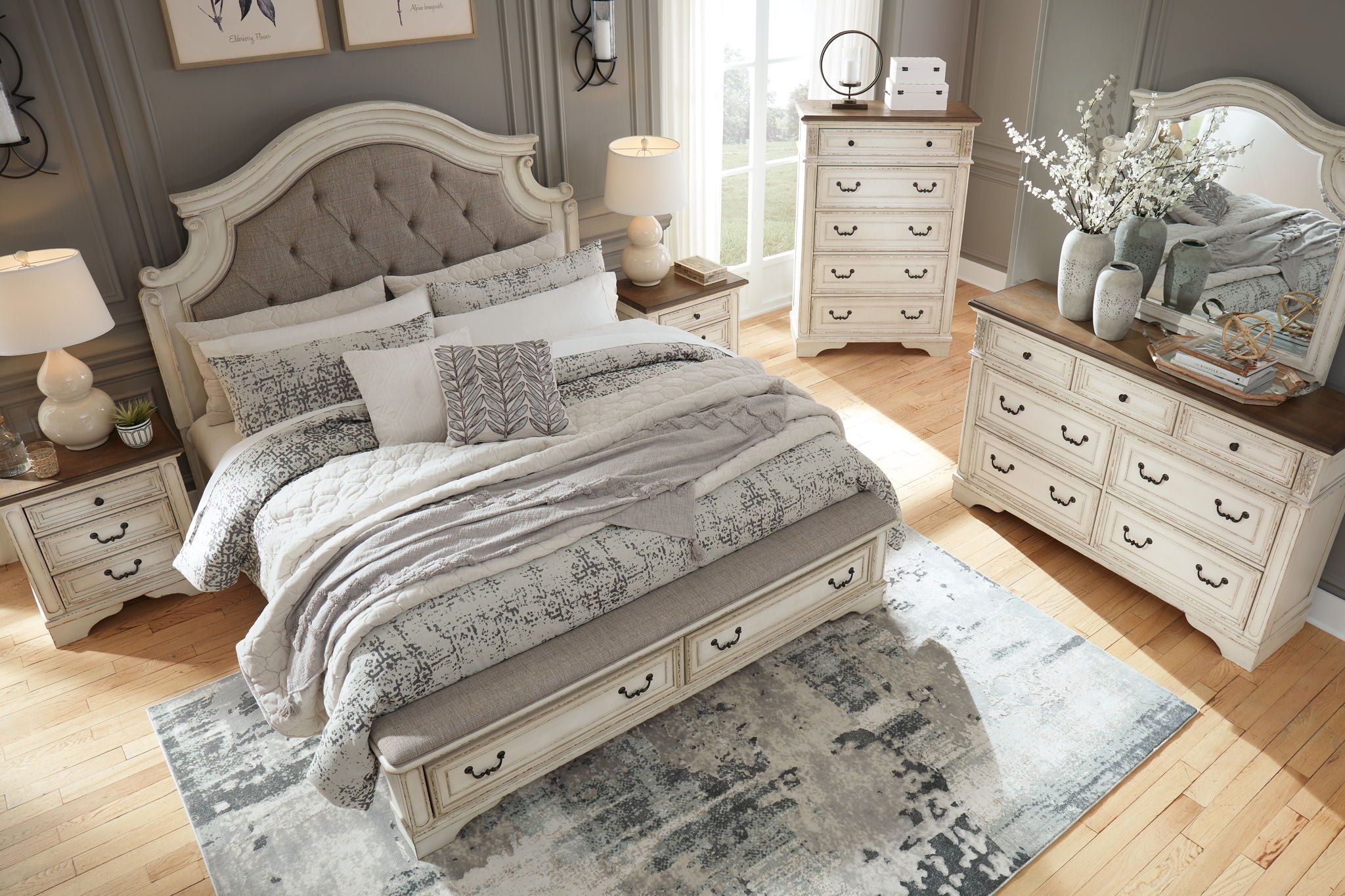 Realyn – Storage Bedroom Set