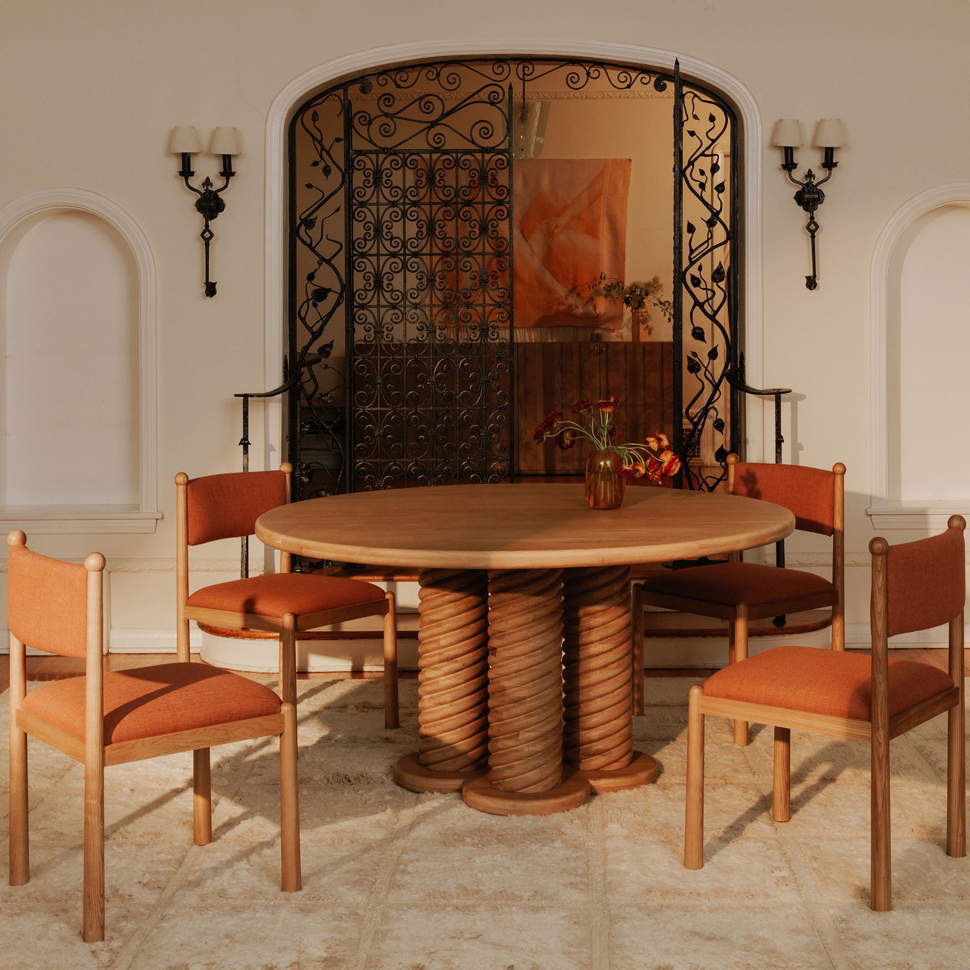 Treccia - Round Dining Table - Oak - Image 2