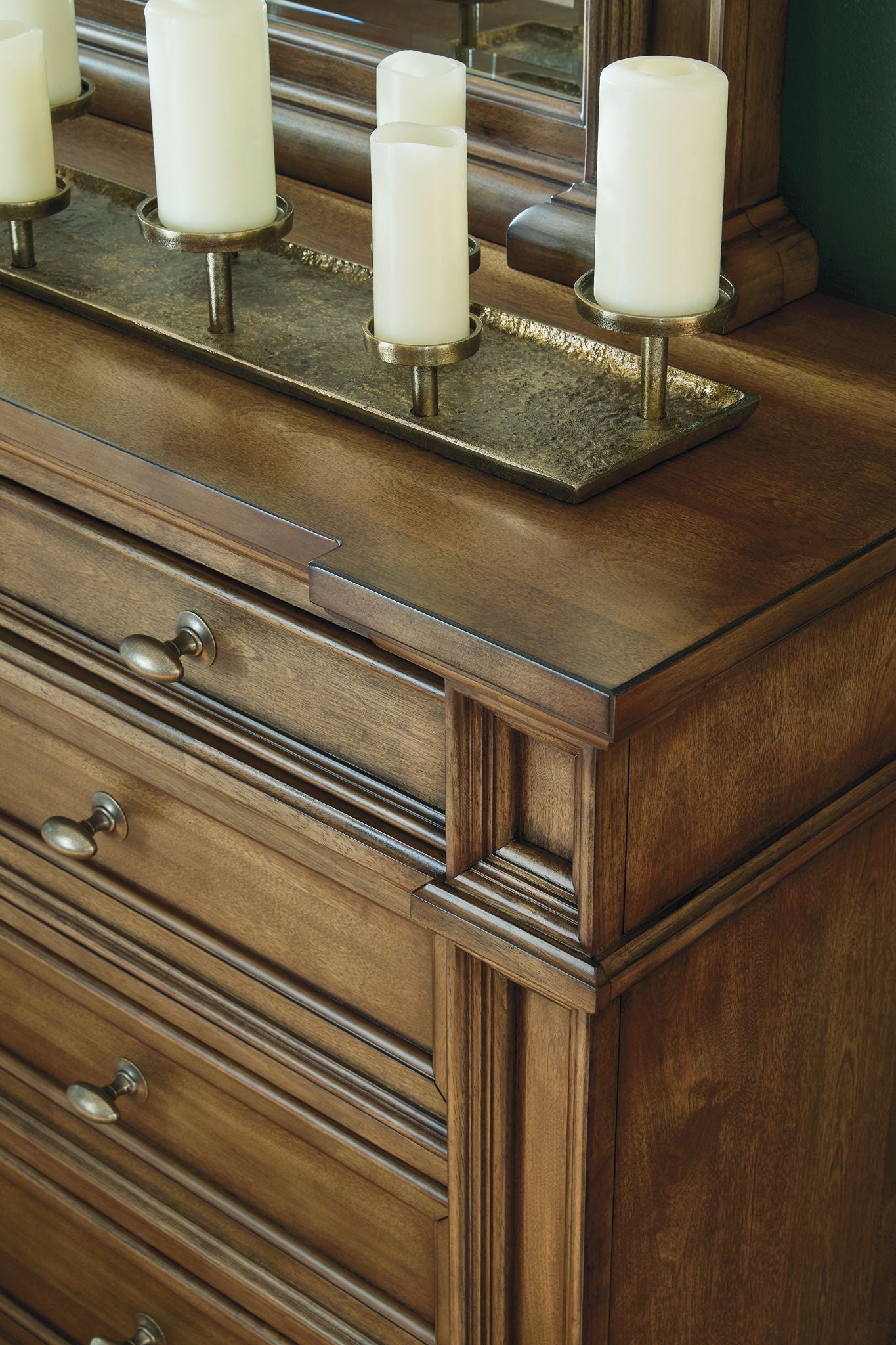 Frantanna - Dresser - Image 3