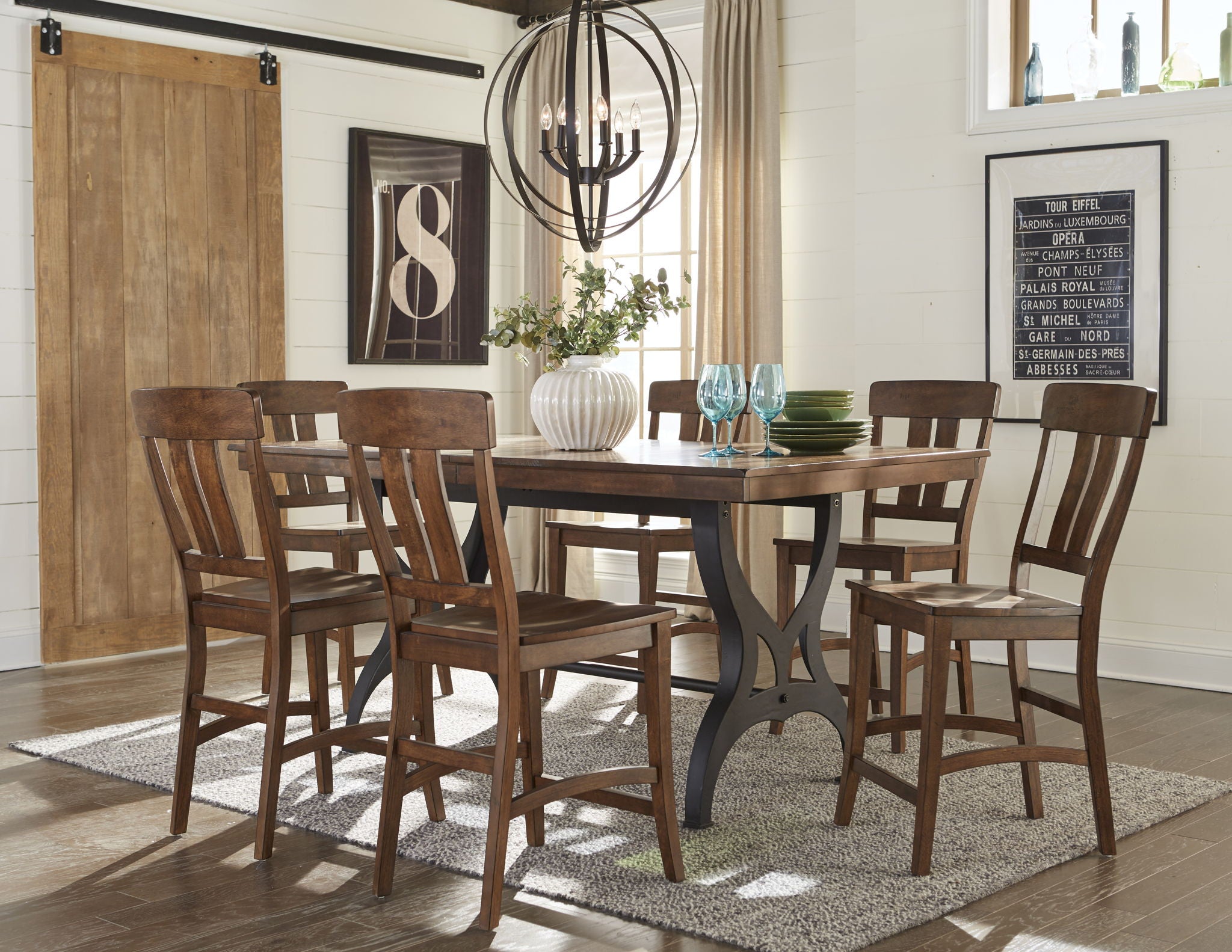 District - Table - Image 3