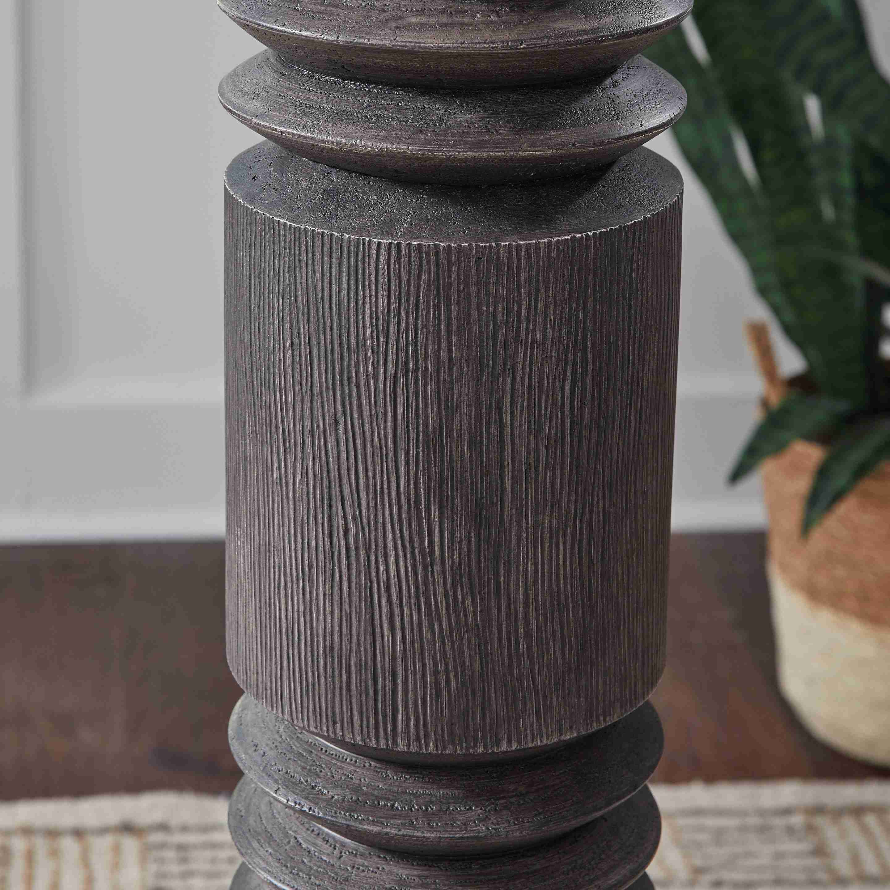 Fainwell - Poly Floor Lamp - Distressed Black - Image 2