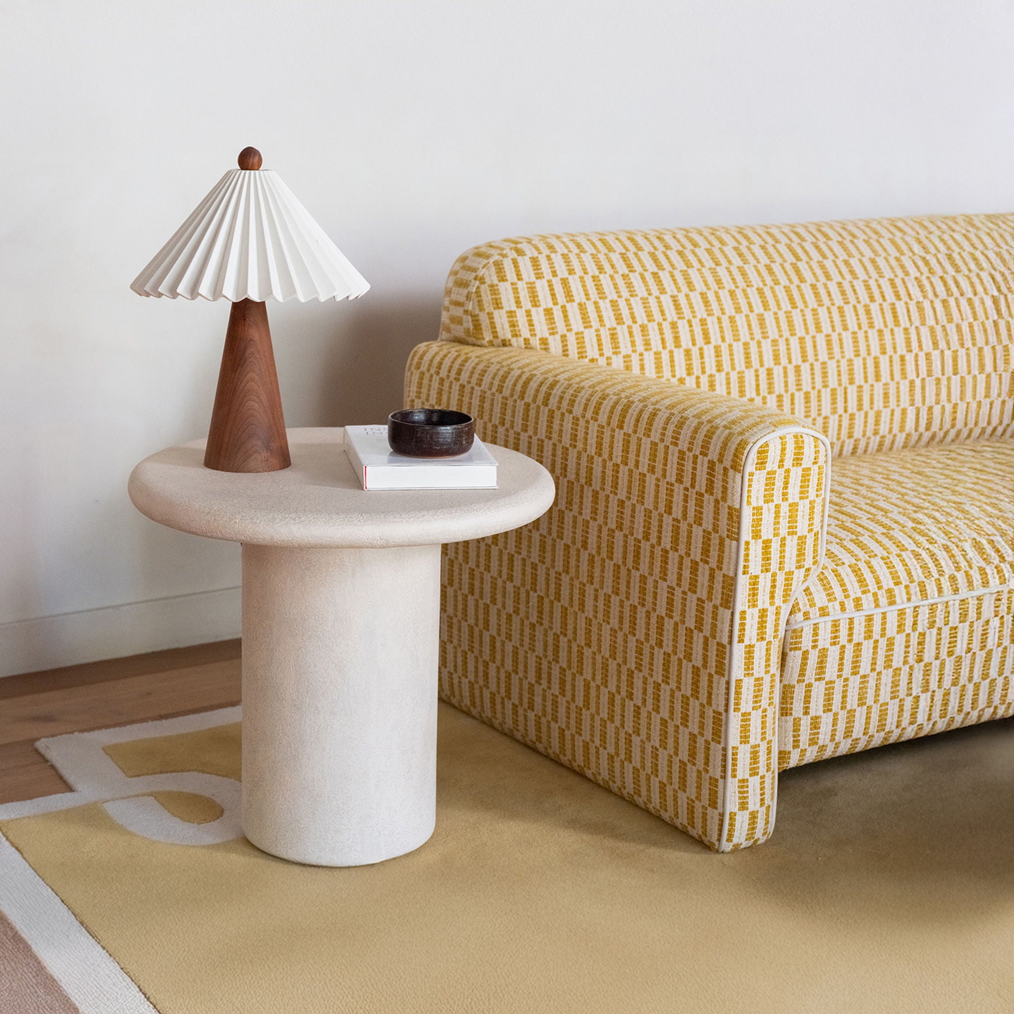 Frida - Outdoor Side Table - Cream - Image 2