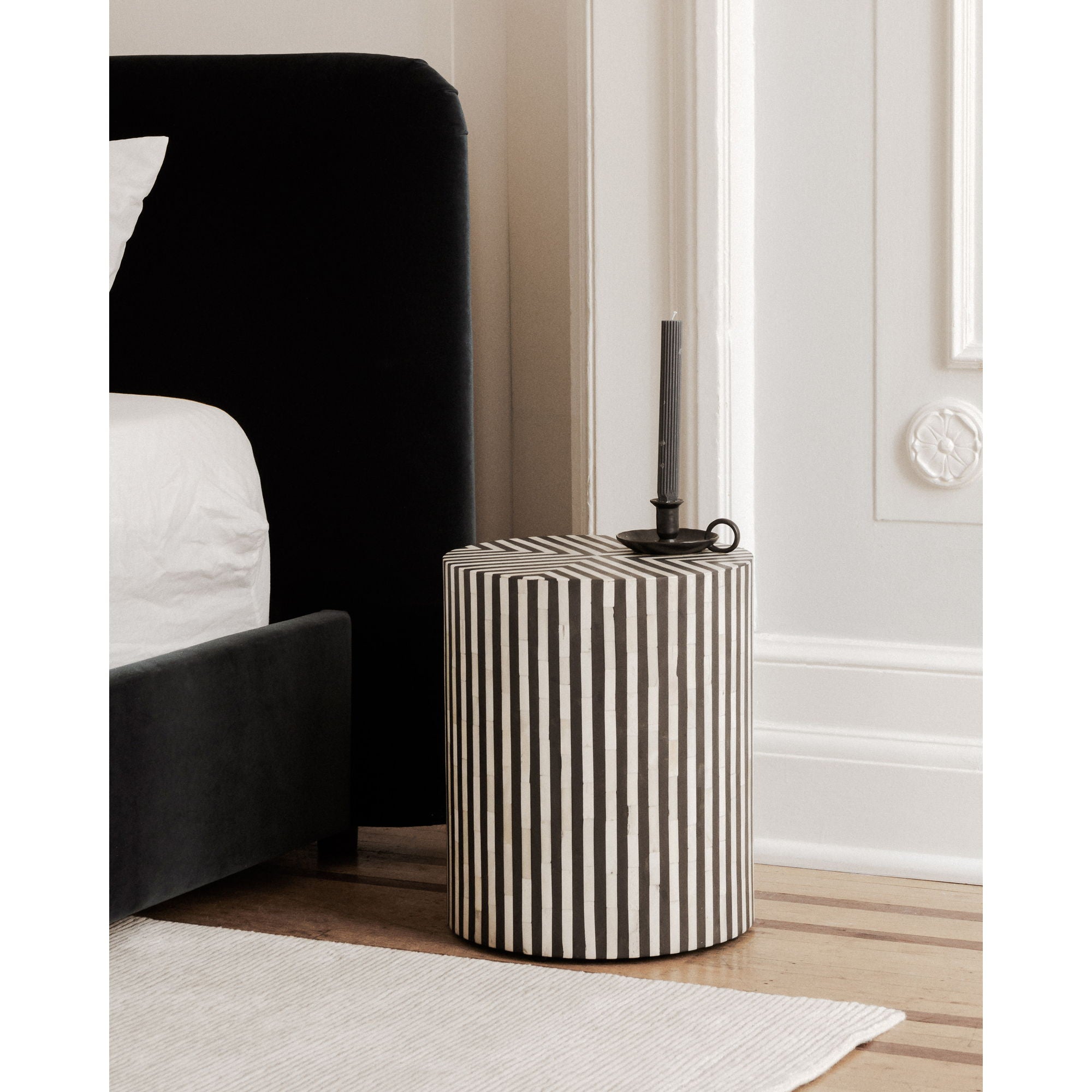 Chameau - Side Table - Black - Image 2