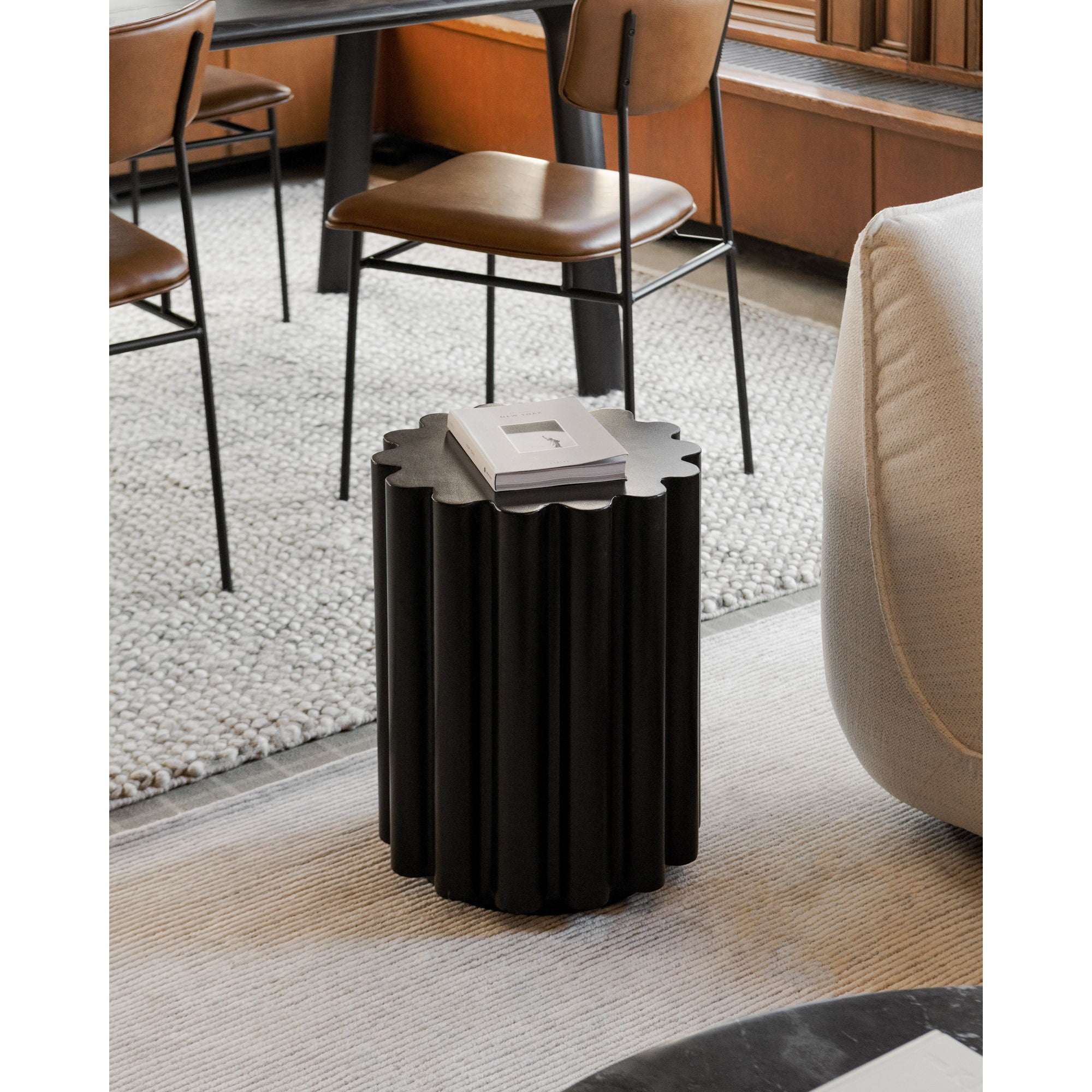 Taffy - Accent Table - Black - Image 3