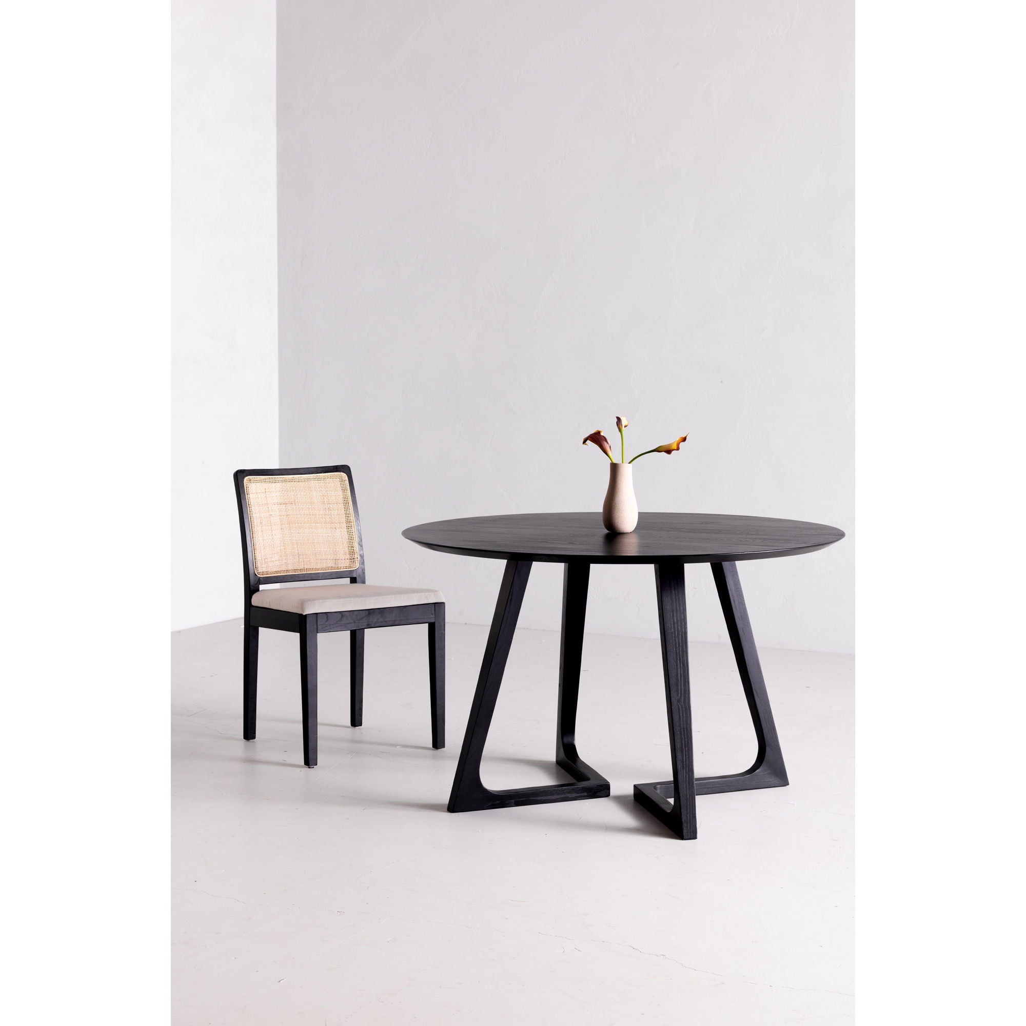 Godenza - Dining Table - Black Ash - Image 3