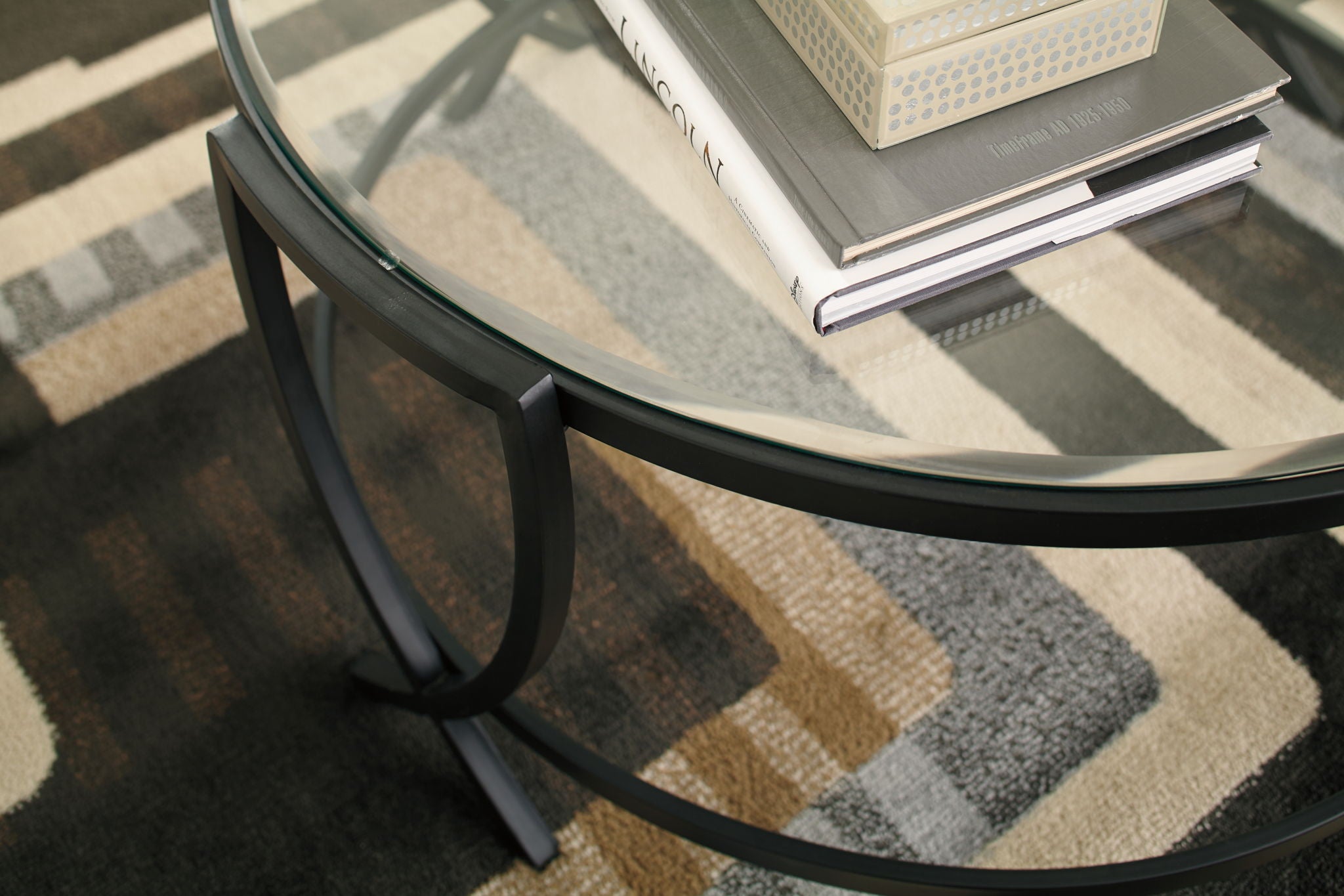 Tarrin - Occasional Table Set (Set of 3) - Black - Image 3