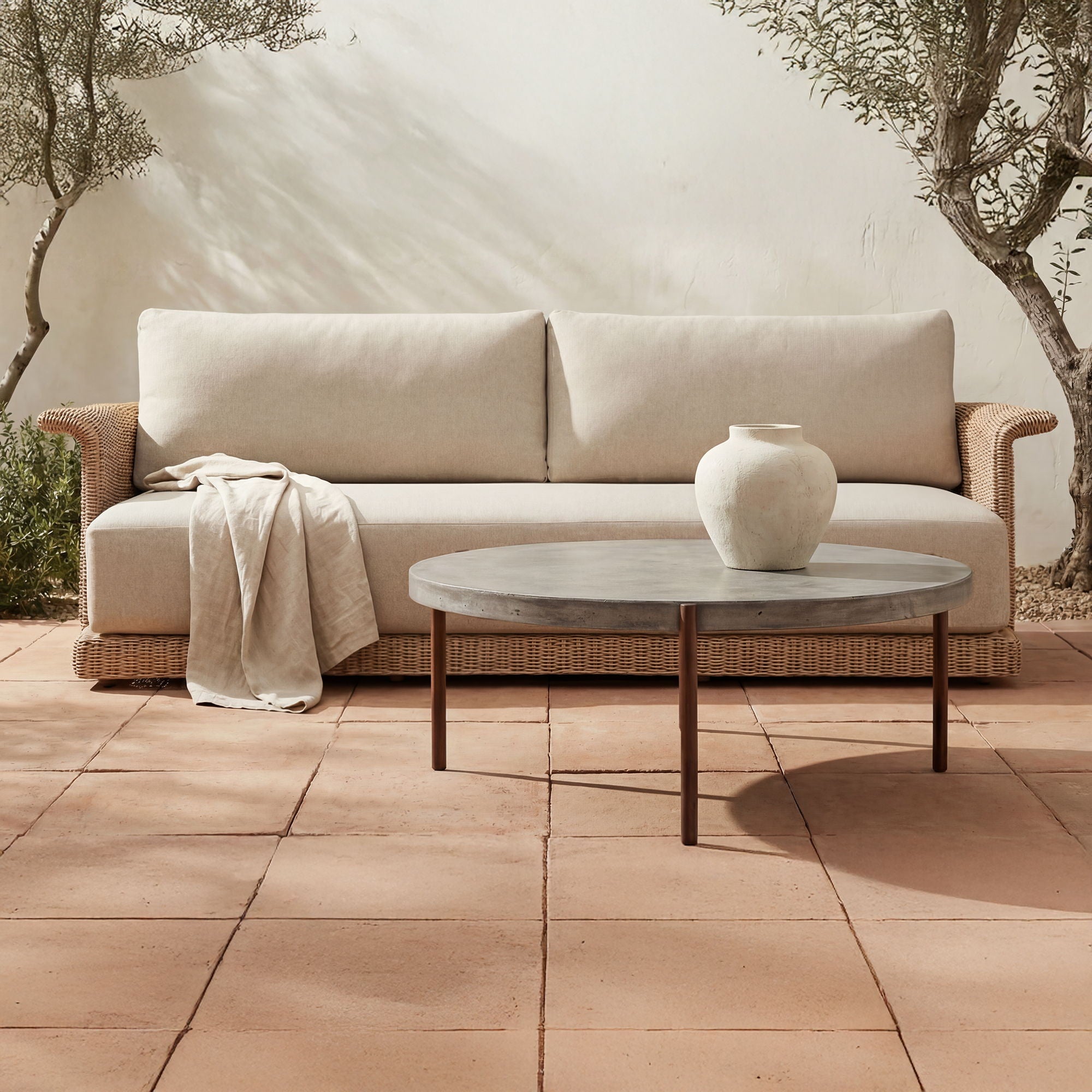 Mendez - Outdoor Coffee Table - Gray - Image 2