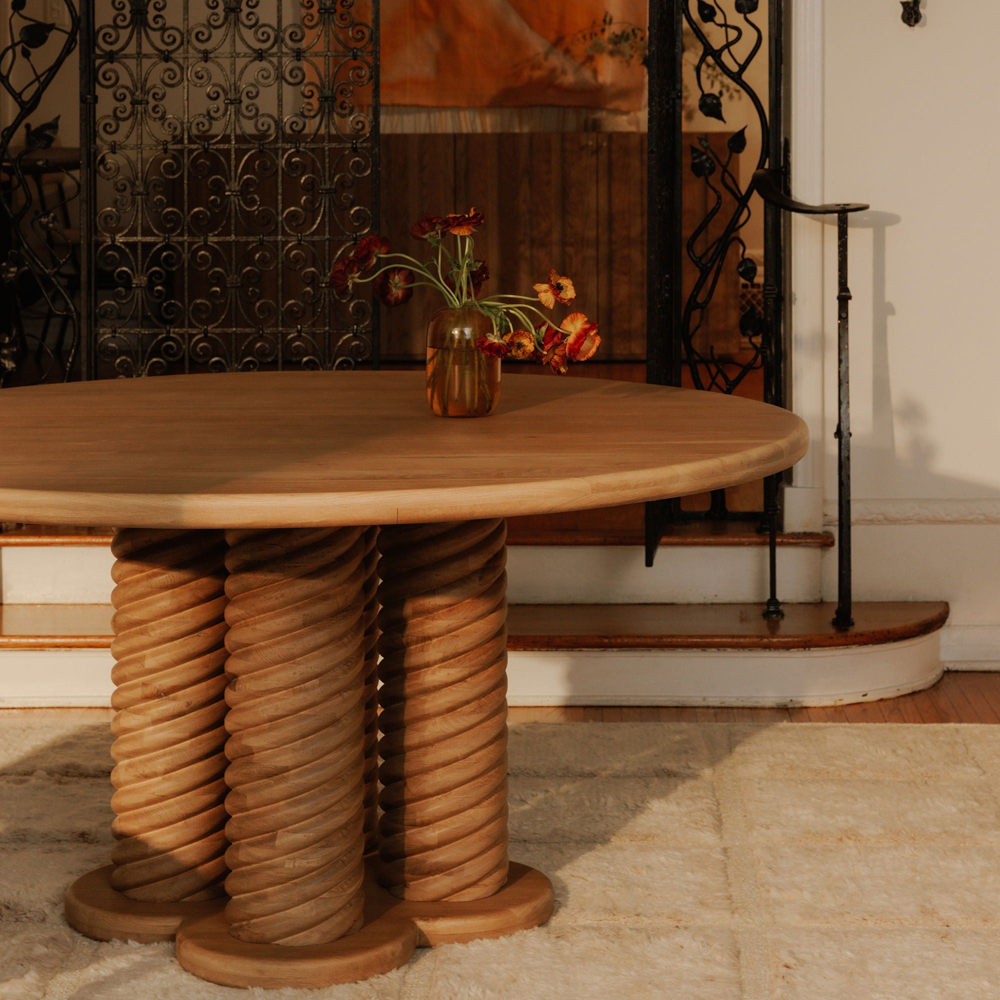 Treccia - Round Dining Table - Oak - Image 3