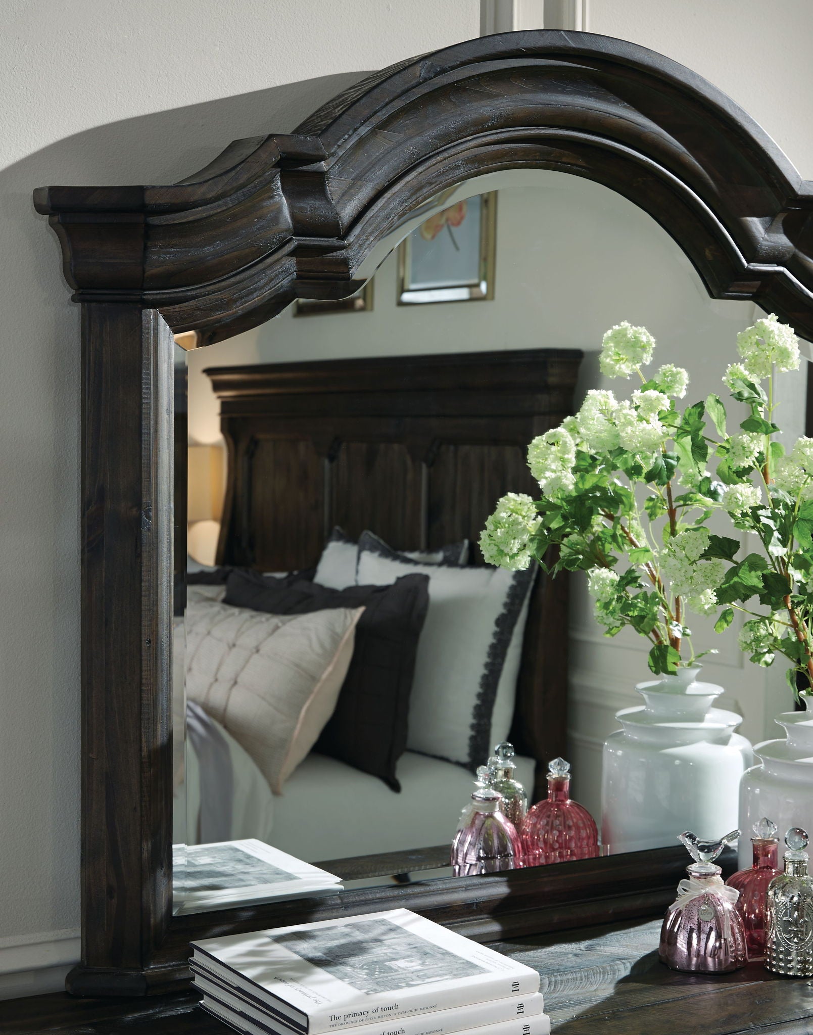 Bellamy - Drawer Dresser With Shaped Mirror - Peppercorn - Image 3