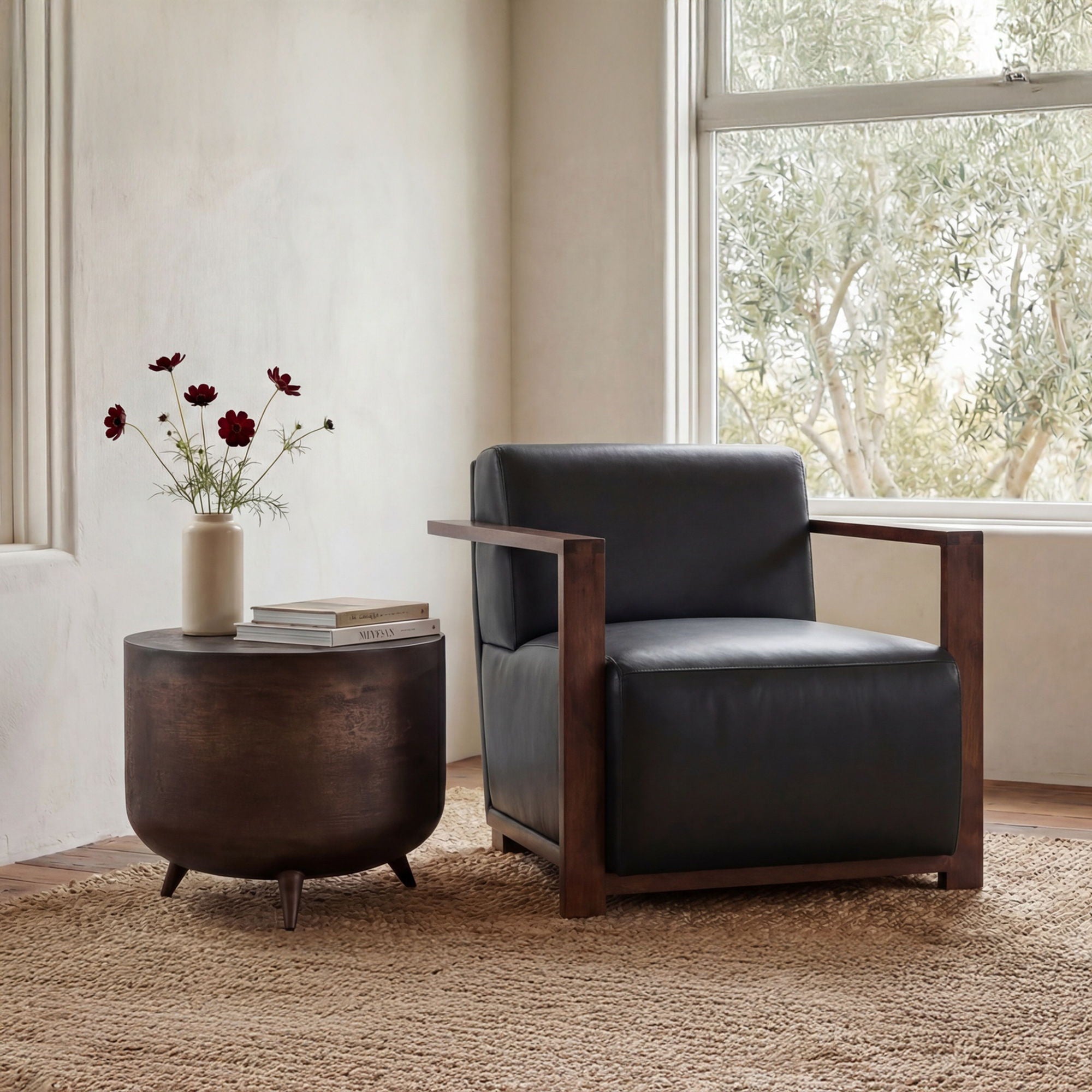 Barnes – Accent Chair – Black / Dark Brown