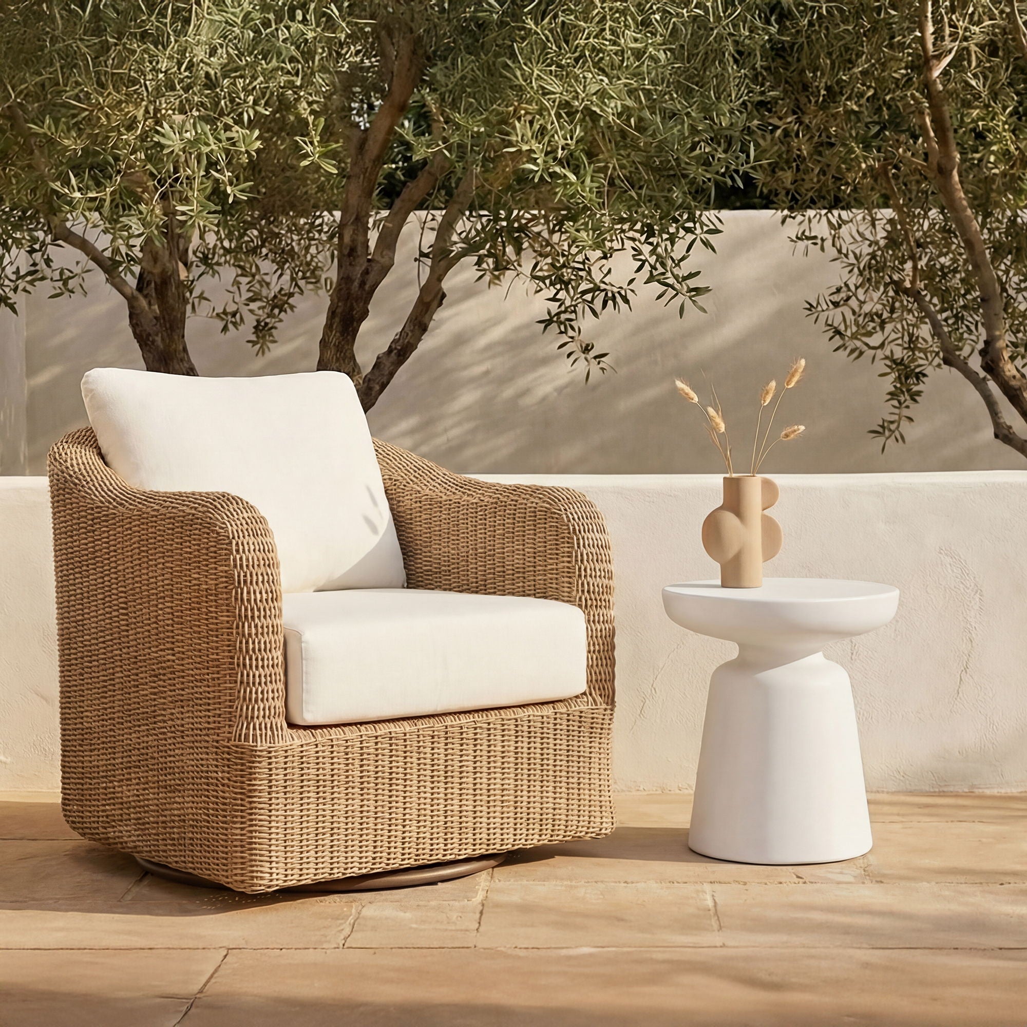 Ruth – Outdoor Side Table – White / Light Brown