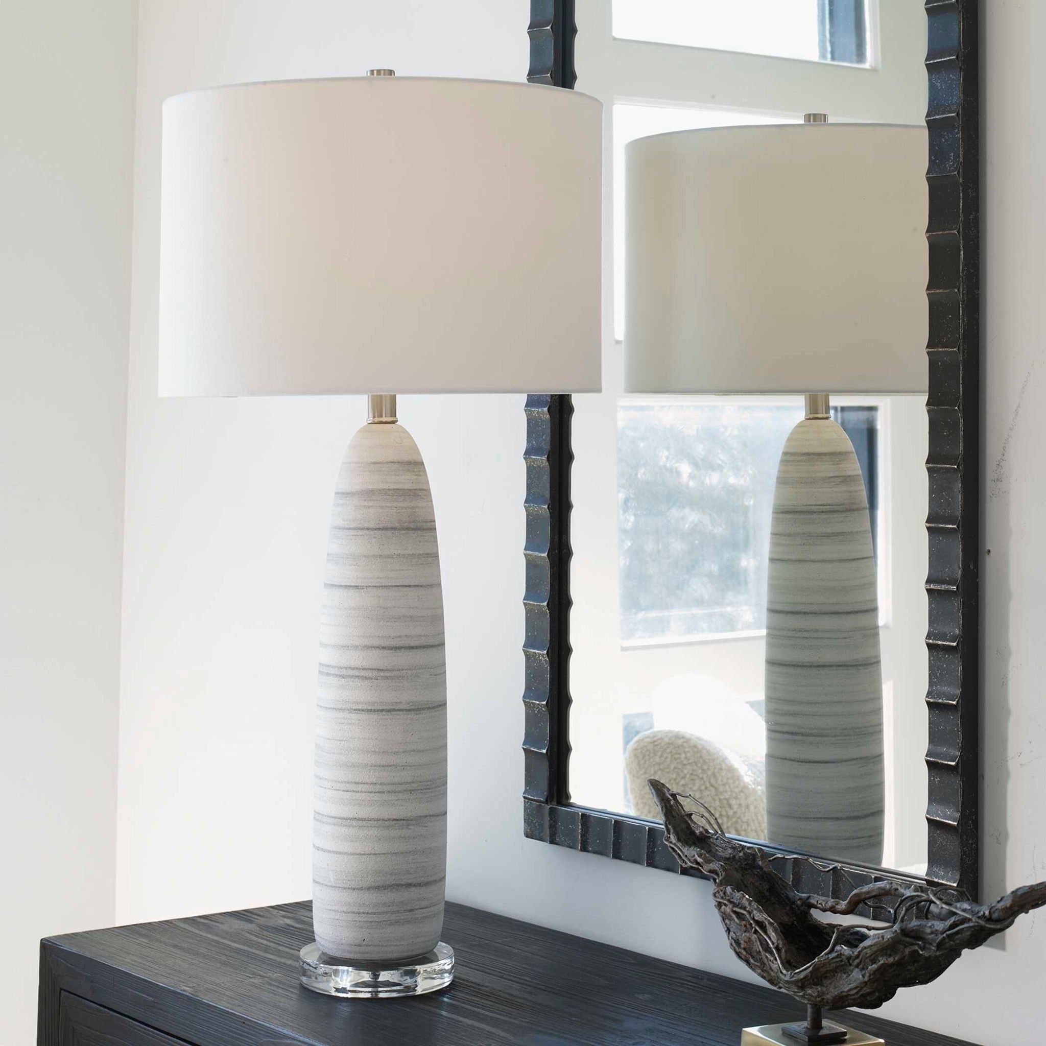 Levadia - Matte Table Lamp - White - Image 2