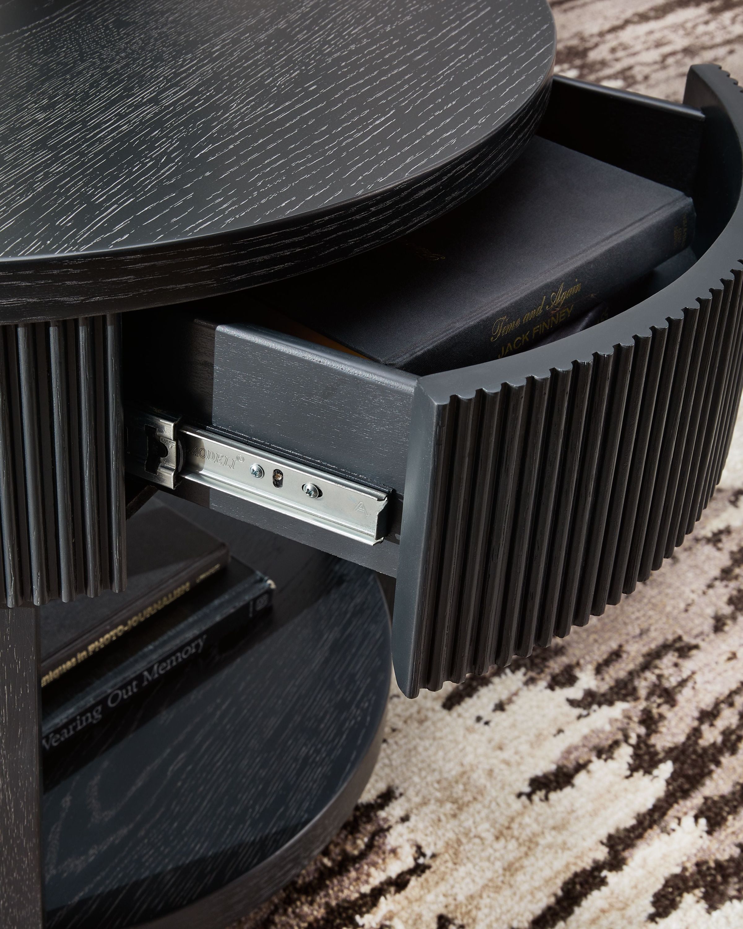 Marstream - Round End Table - Black - Image 2