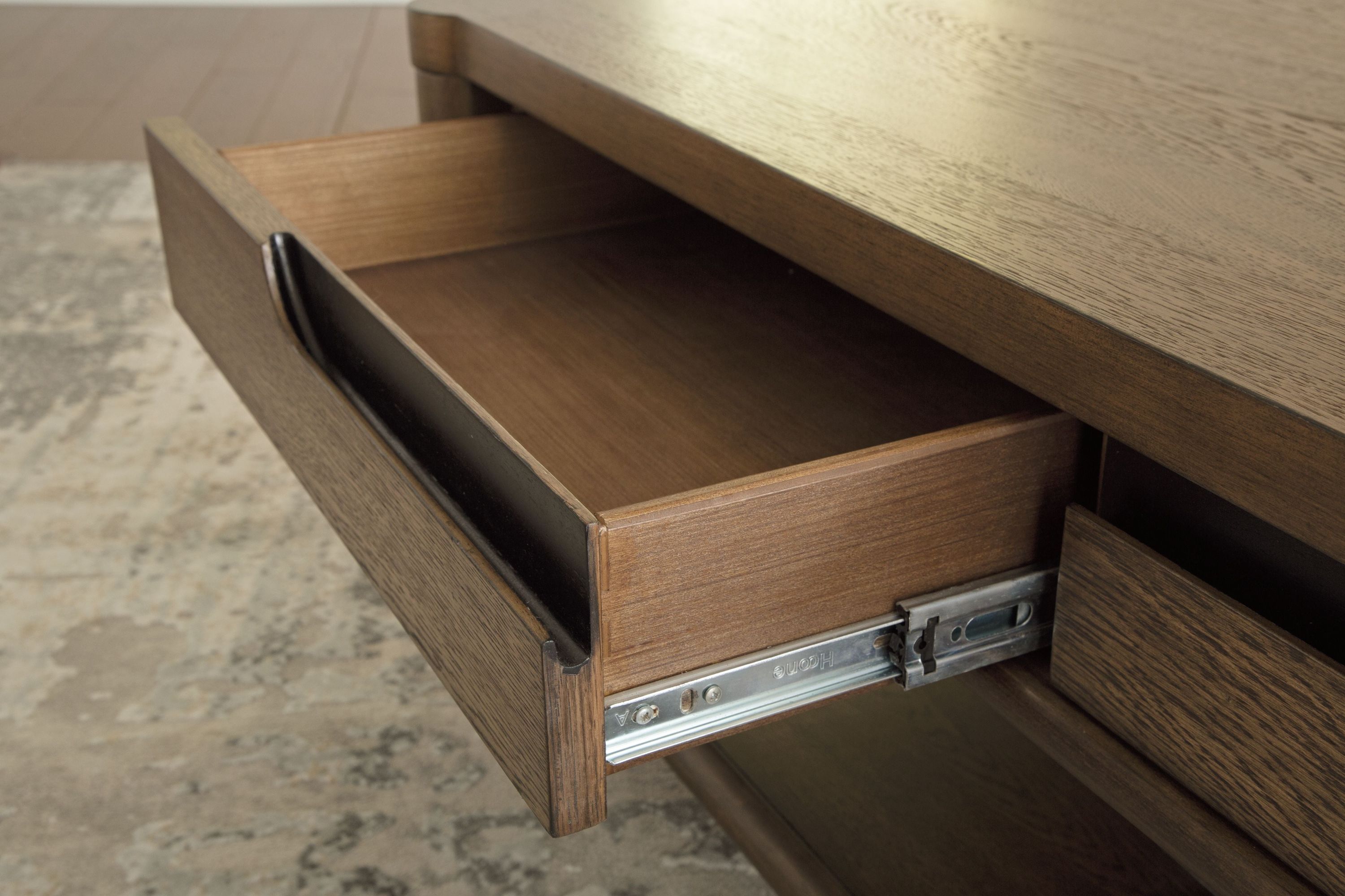 Roanhowe - Rectangular Cocktail Table - Brown - Image 3