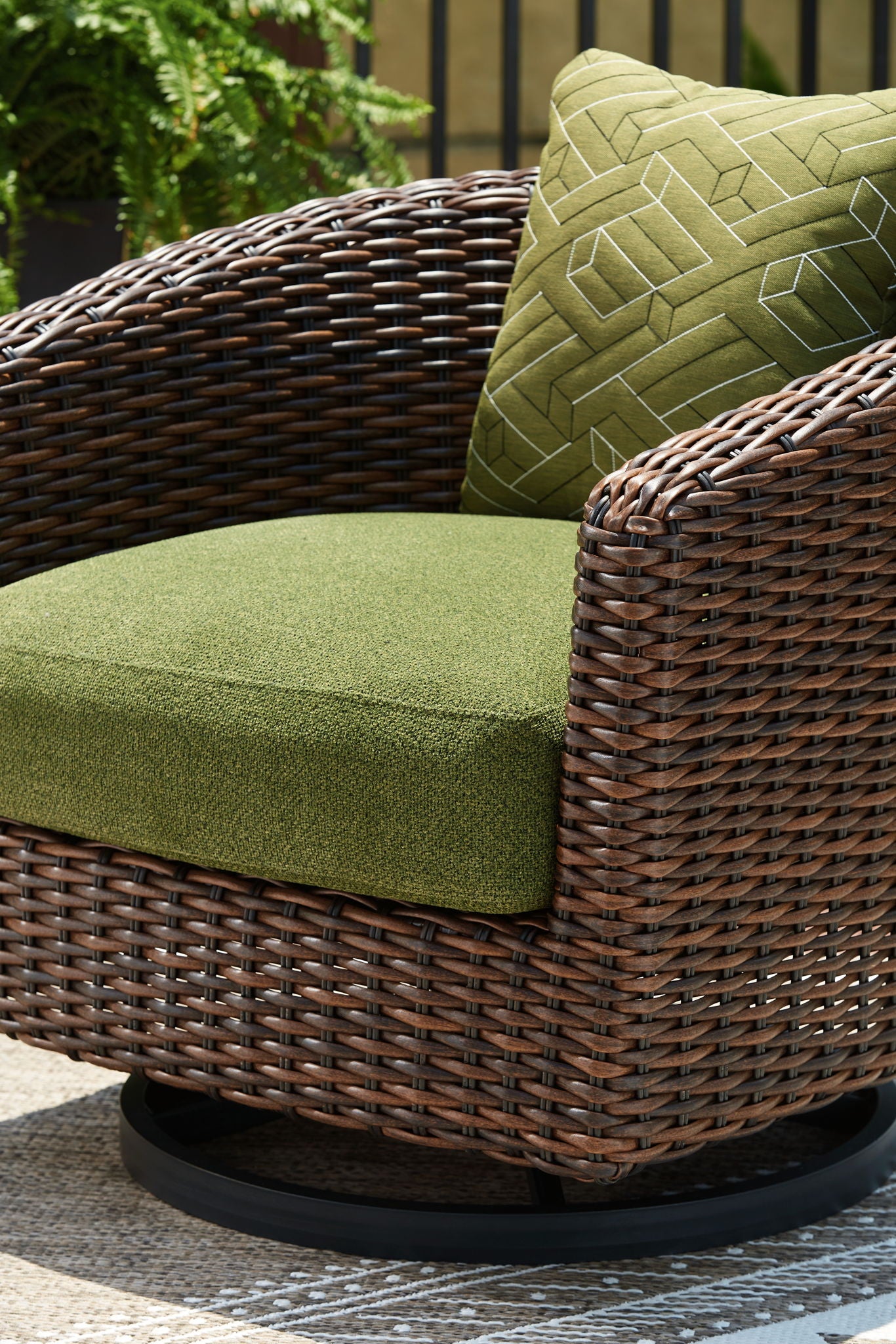 Horizon Hall - Swivel Lounge With Cushion - Brown / Green - Image 3