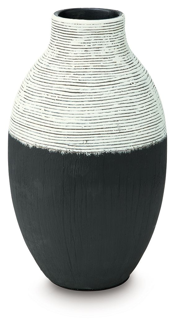 Girtha - Vase - Image 1