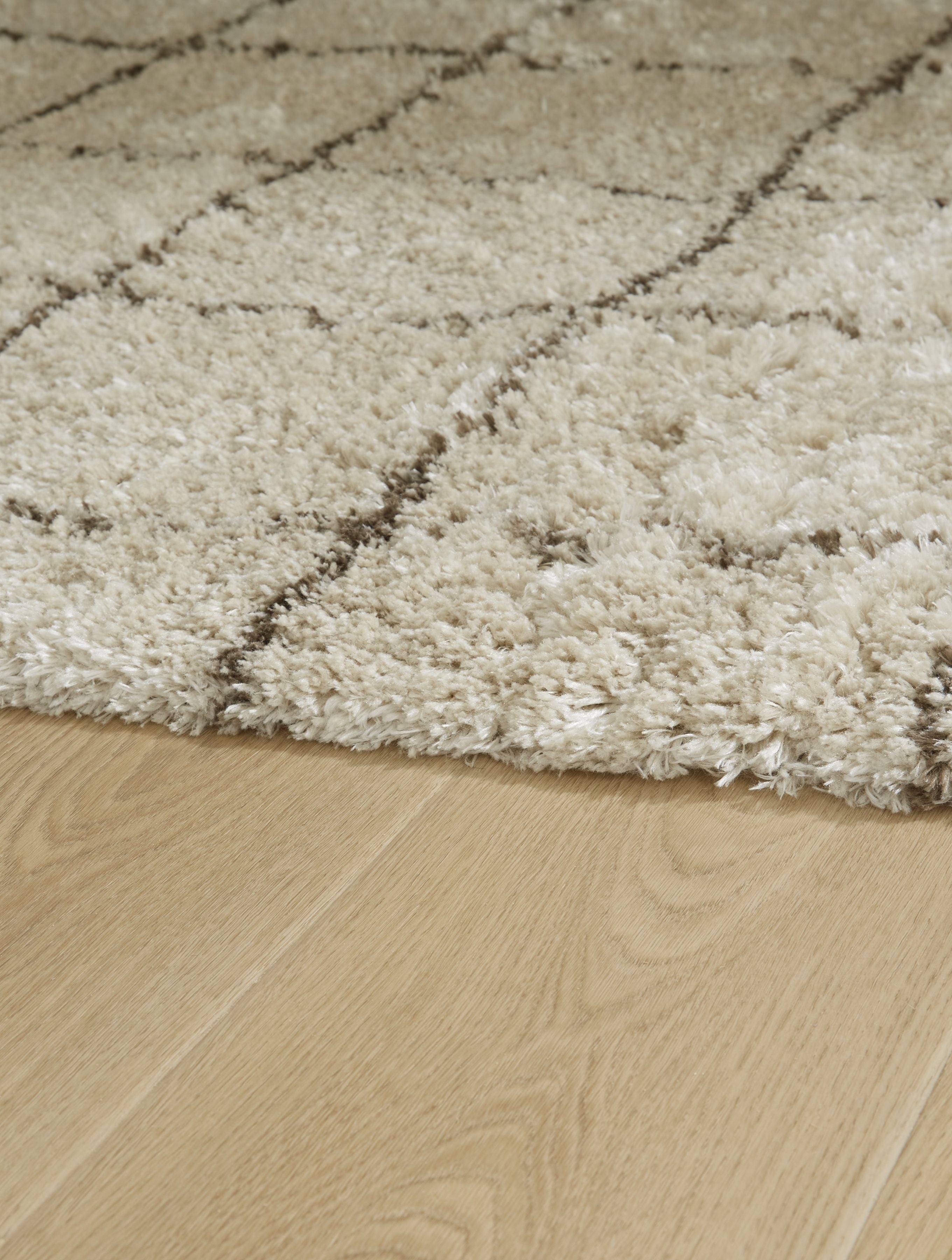 Wrenlow - Rug - Image 2