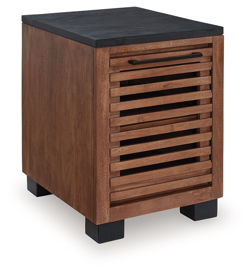 Kallari – Chair Side End Table – Warm Brown / Black