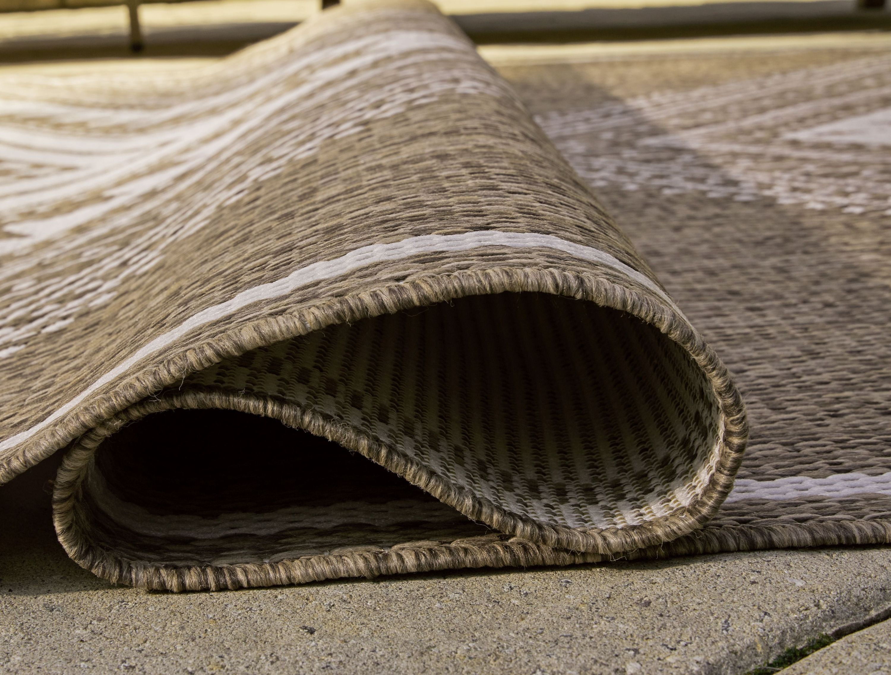 Dunsler - Rug - Image 3