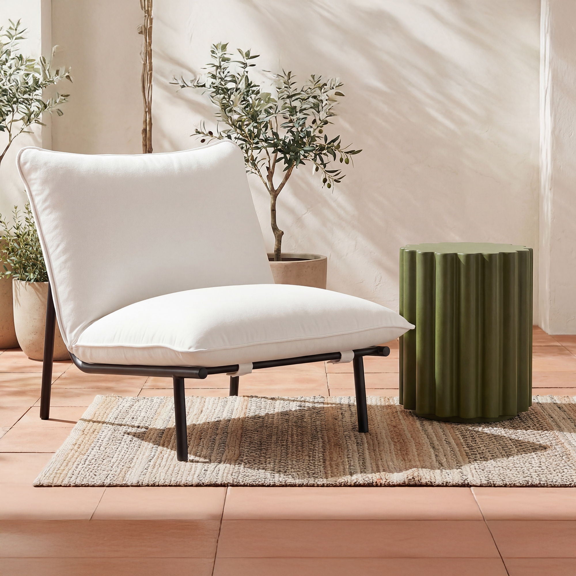 Taffy - Accent Table - Dark Green - Image 3