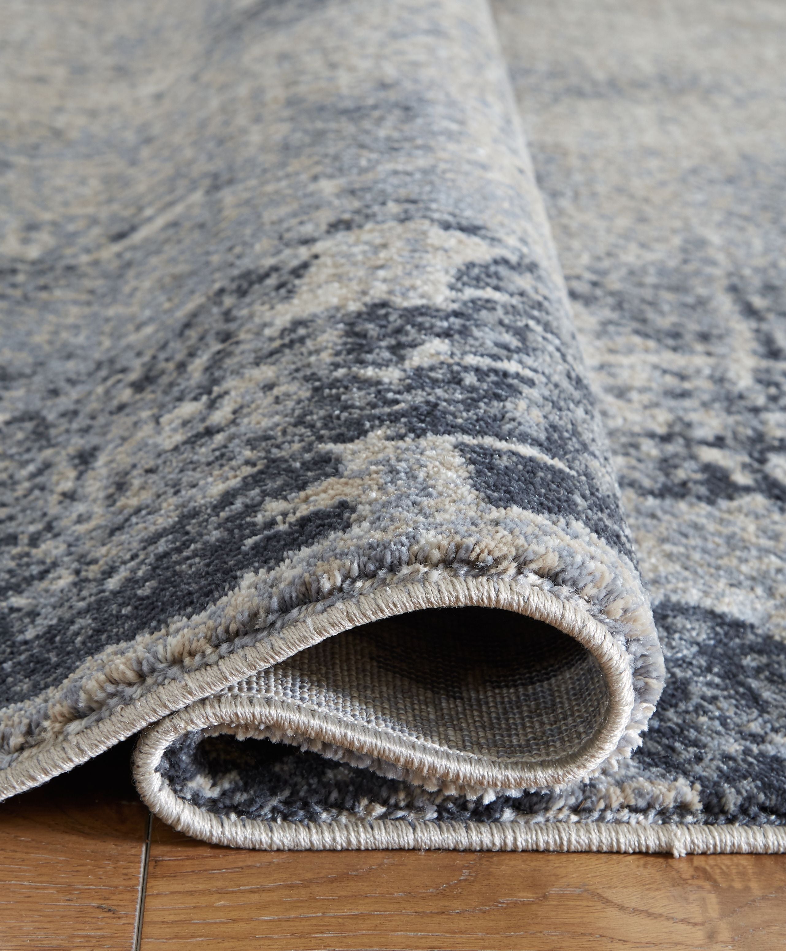 Langrich - Rug - Image 3