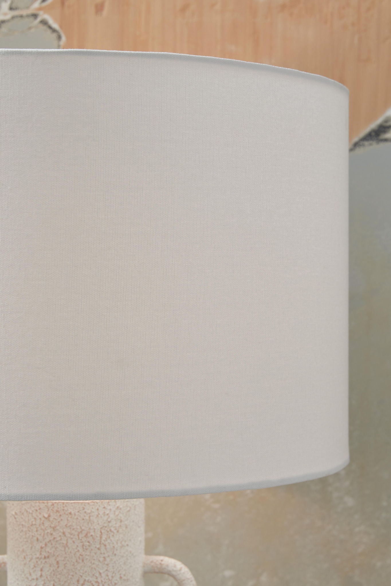 Perringhill - Metal Table Lamp - Distressed White - Image 3