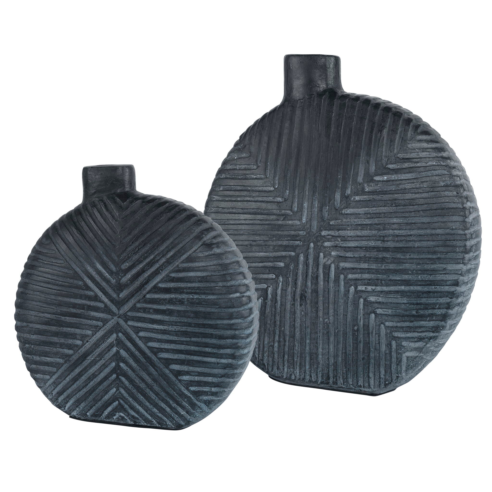 Viewpoint – Aged Black Vases (Set of 2)