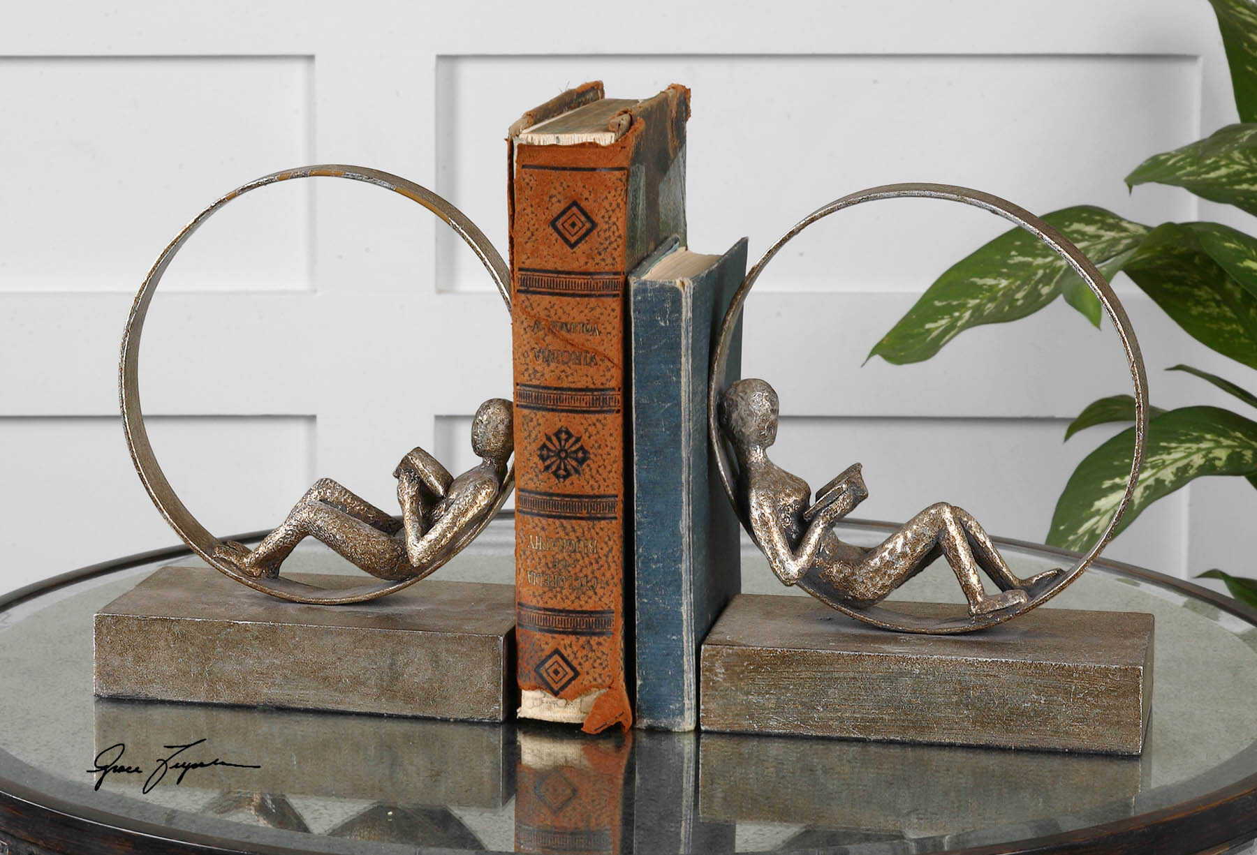 Lounging Reader – Antique Bookends (Set of 2) – Dark Brown
